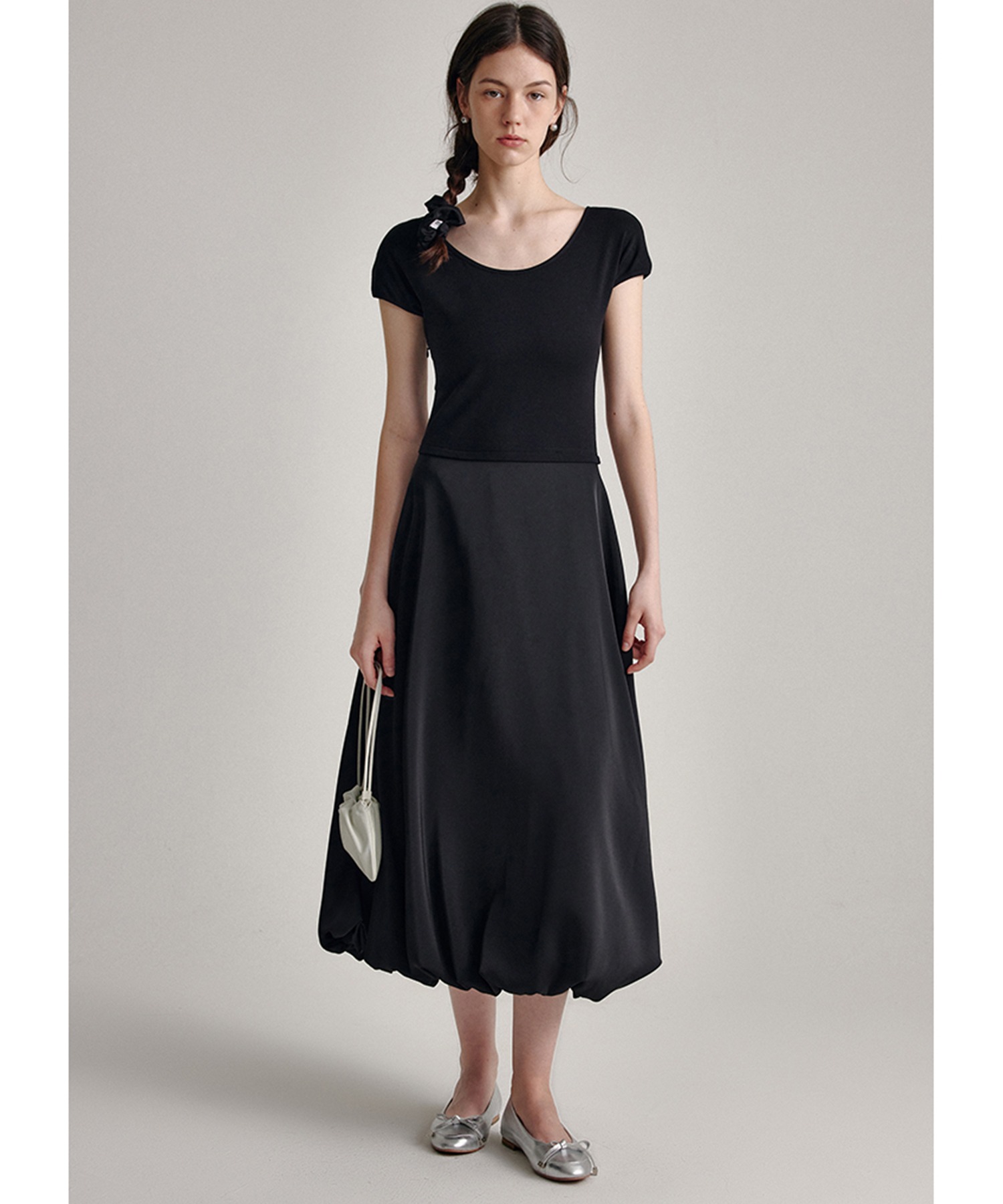 Fano Studios Uネック　パフスリーブワンピース パフスリーブ ウエストギャザー ミドル丈ワンピース FX25L021