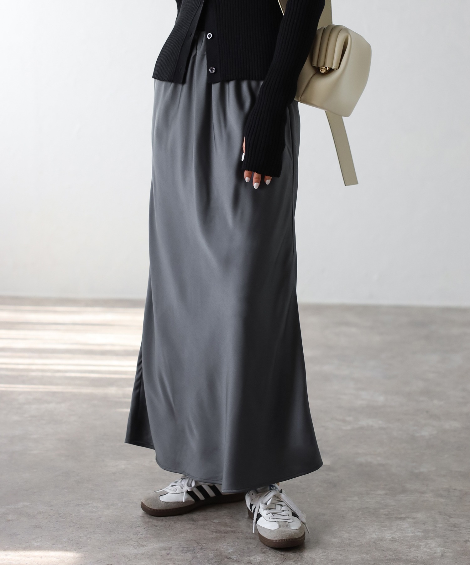 model：H165 着用サイズ：FREE
