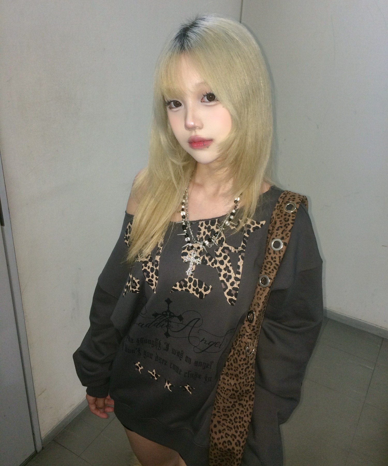 A'GEM/9 × .kom 『NIIER NOR/ニアノア』 NN OFF-SHOULDER