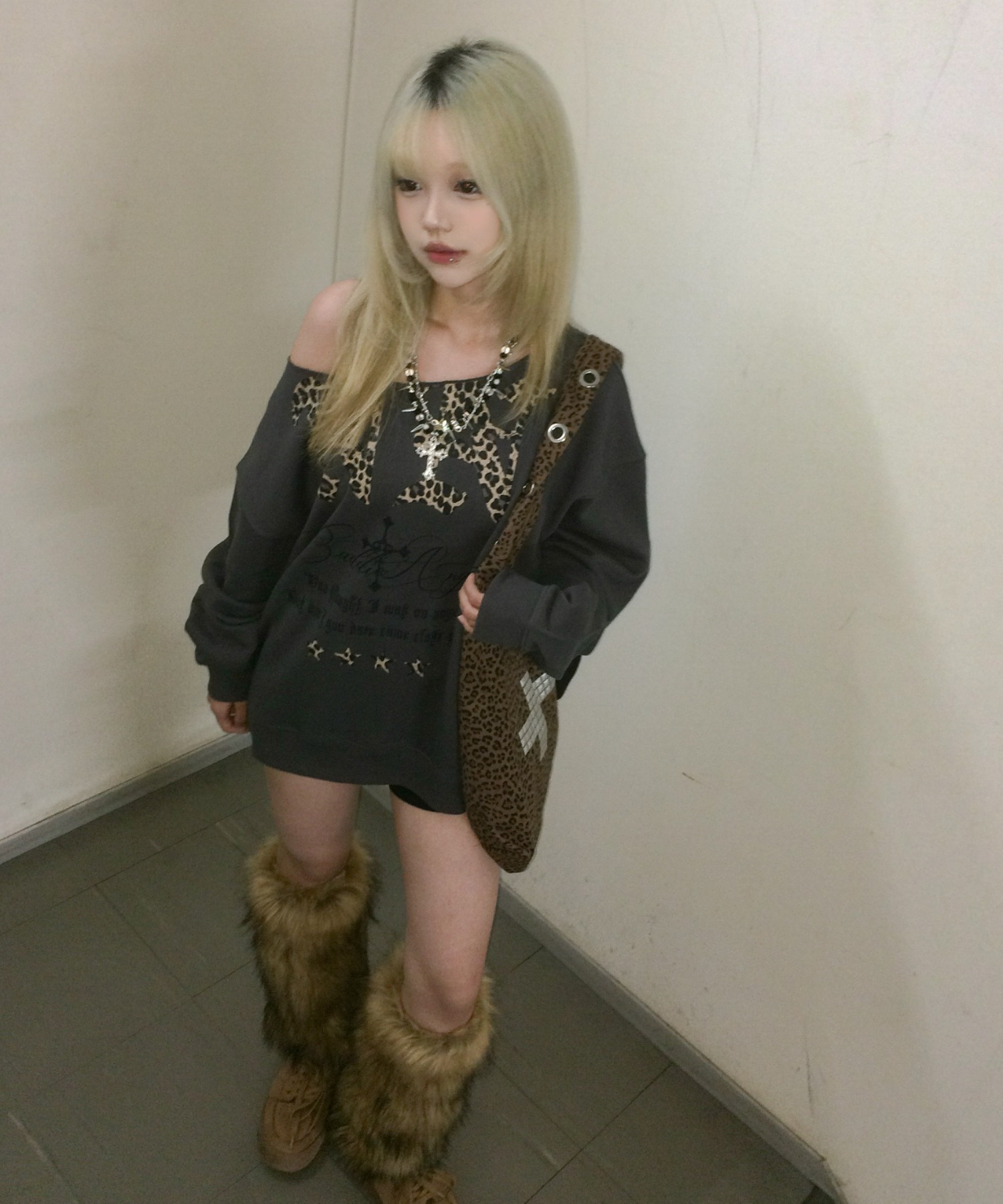 A'GEM/9 × .kom 『NIIER NOR/ニアノア』 NN OFF-SHOULDER