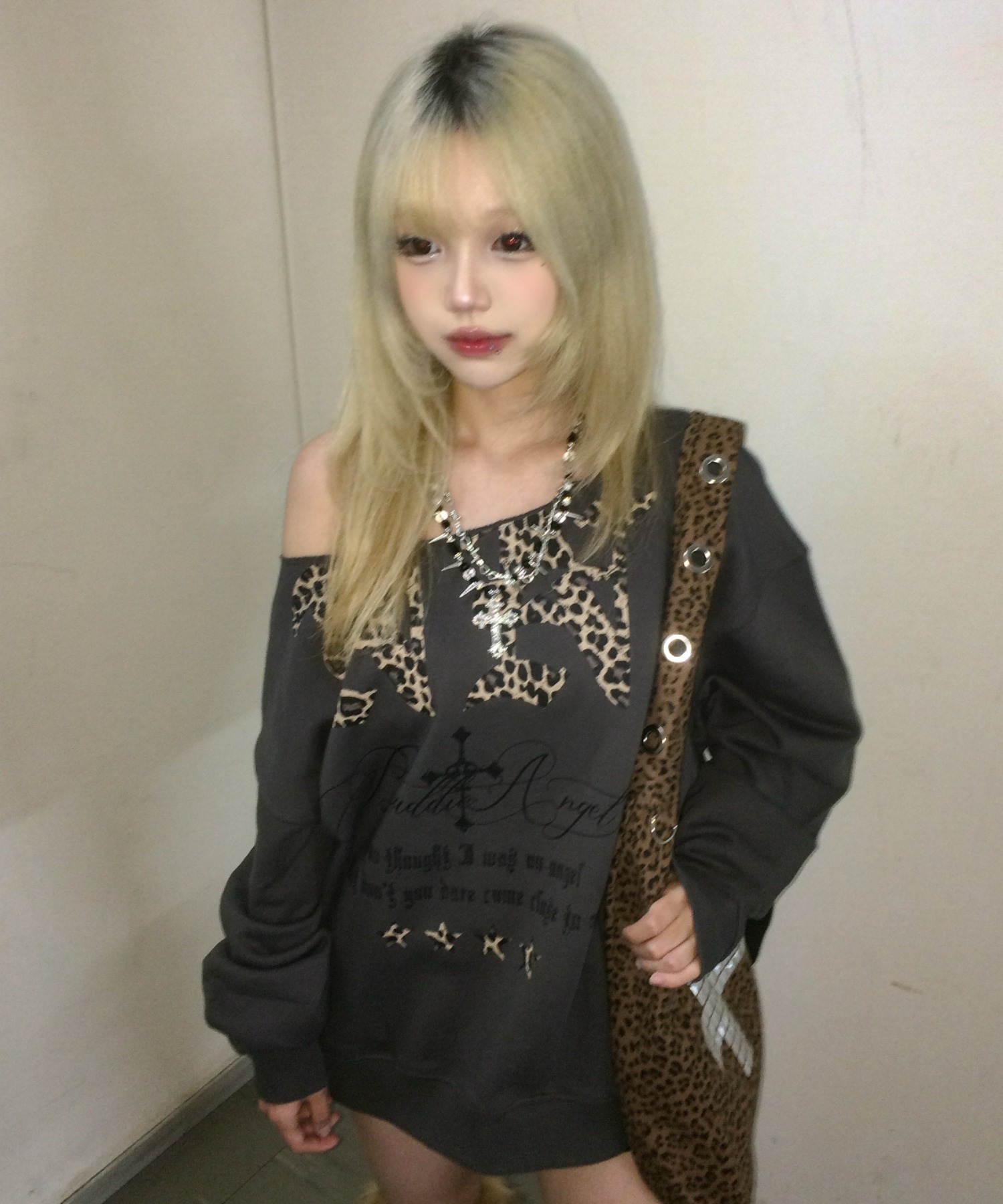 【未使用】anuans オフショルダースウェット anuans【オフショルダー】フォルムスウェットトップス【グレー