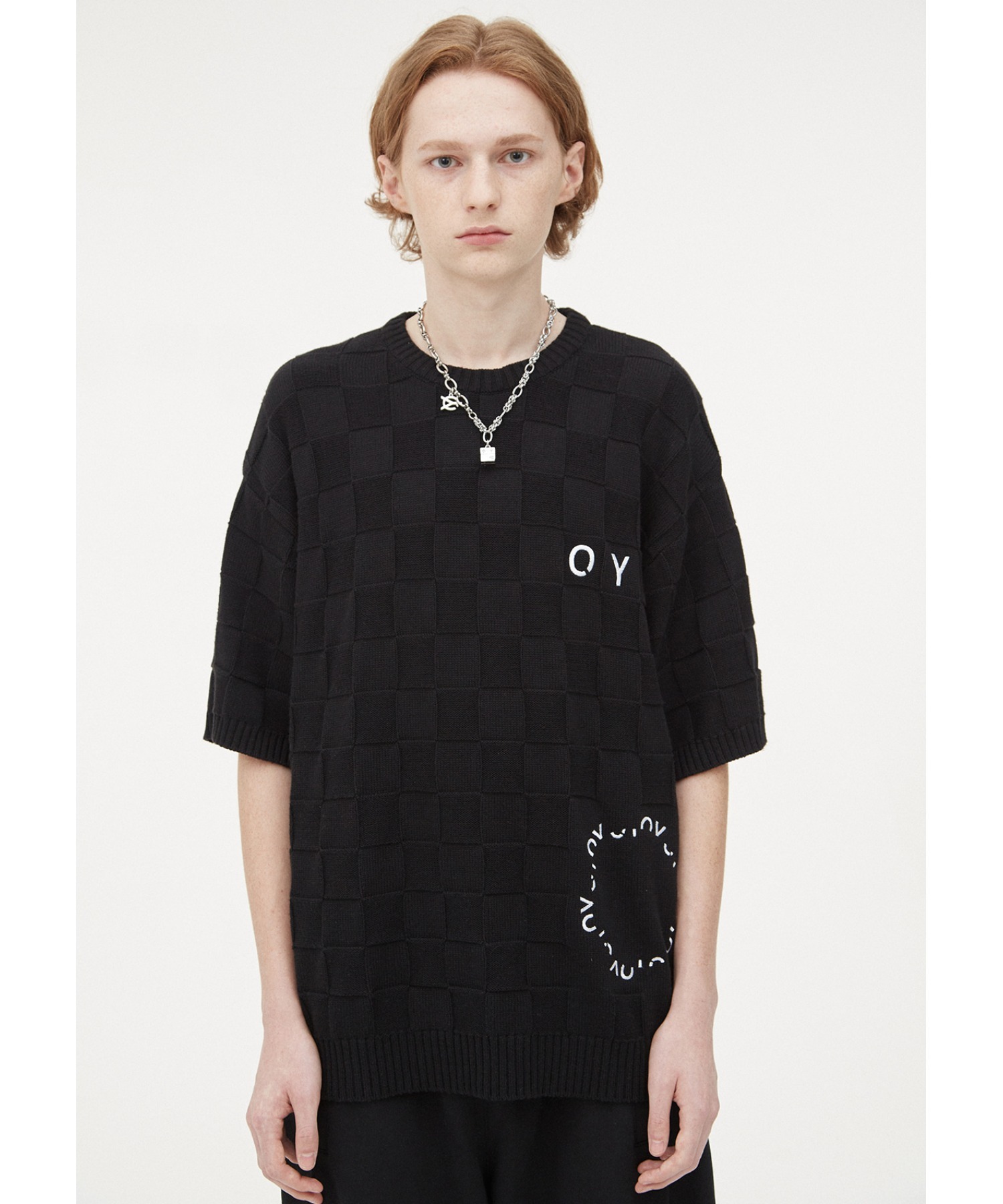 OY/オーワイ』ROUND LOGO SQUARE HALF KNIT/ラウンドロゴデザイン