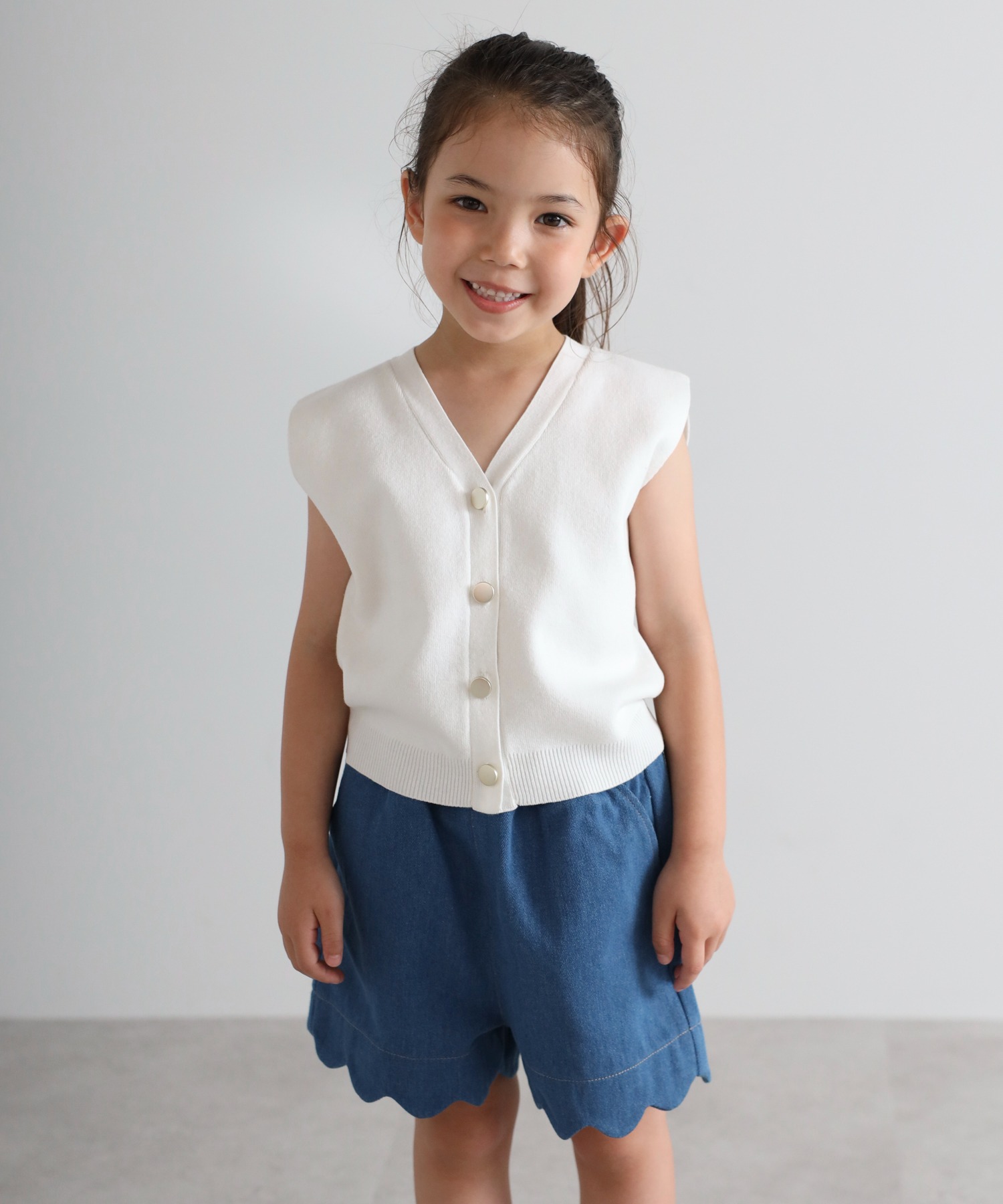 model：H105 着用サイズ：100