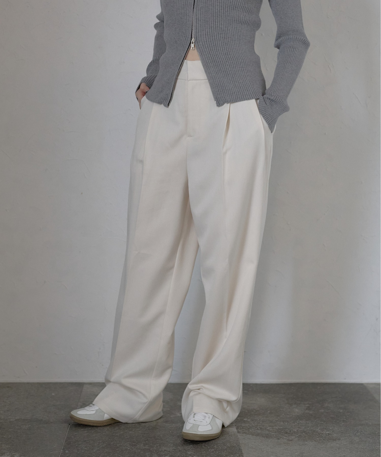model：H164 着用サイズ：M