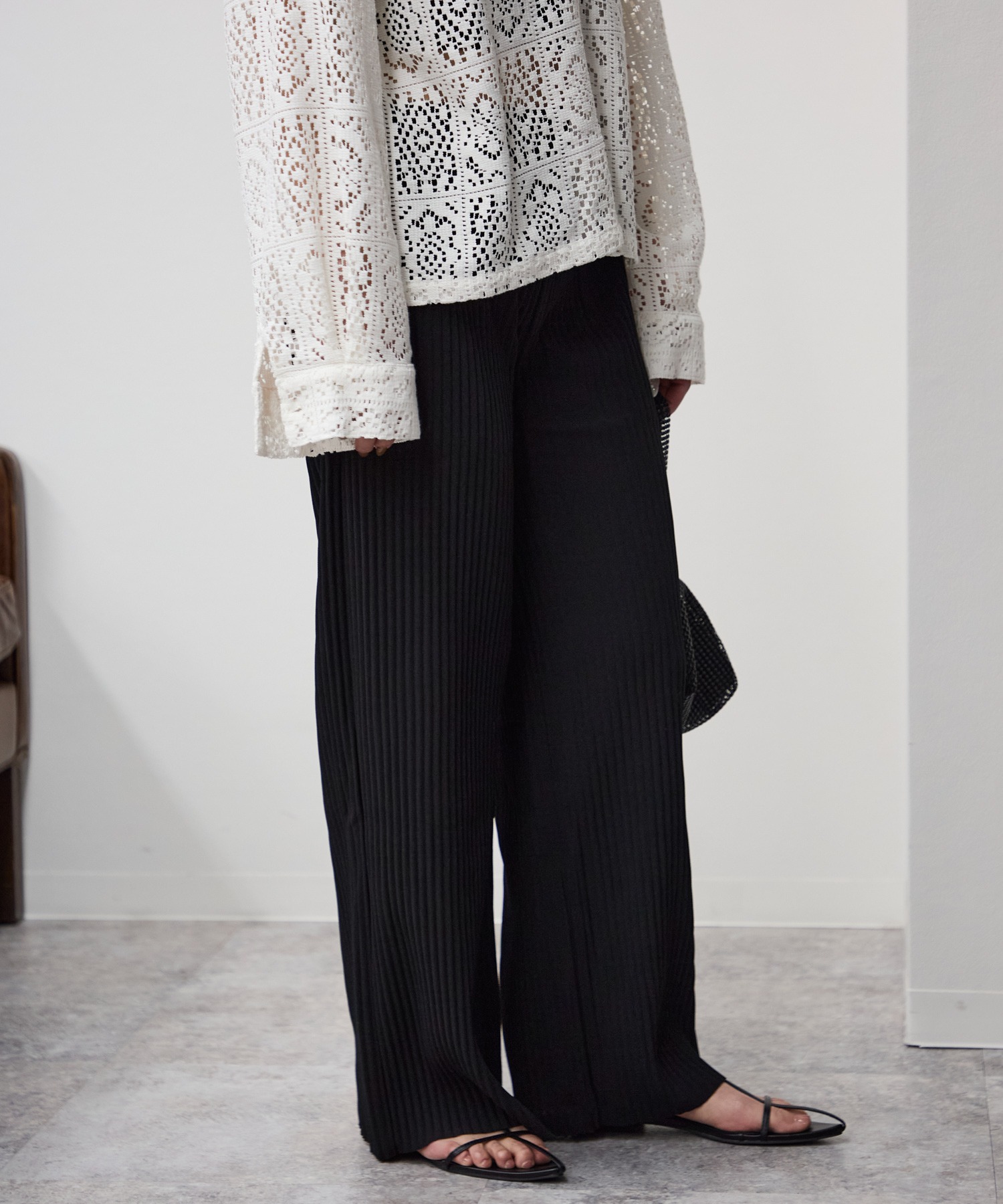 model：164cm / size：F