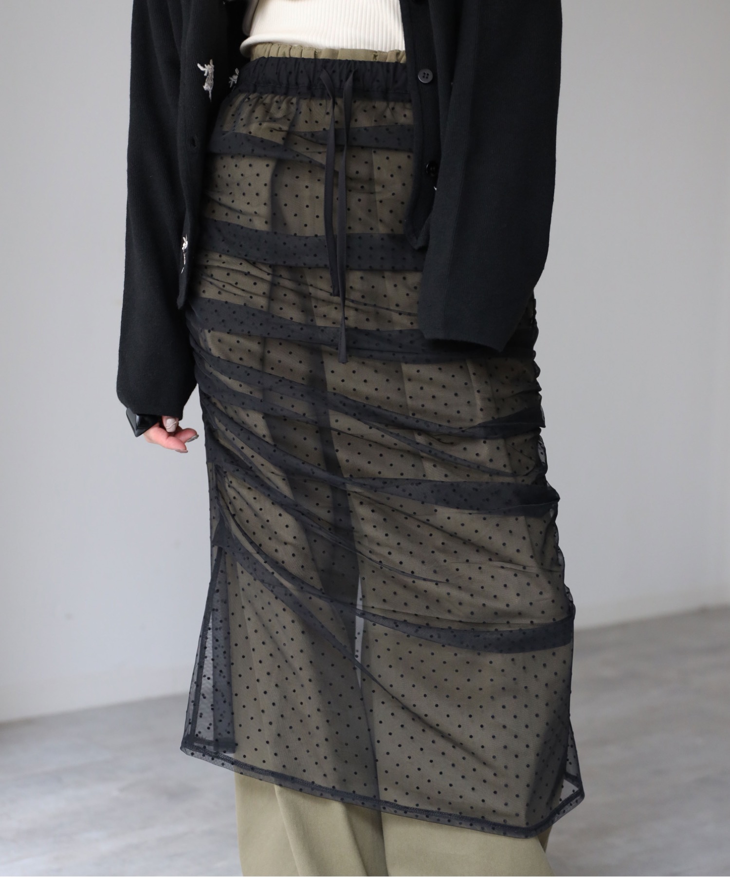 model：164cm. 着用サイズ：FREE,  チュールドット