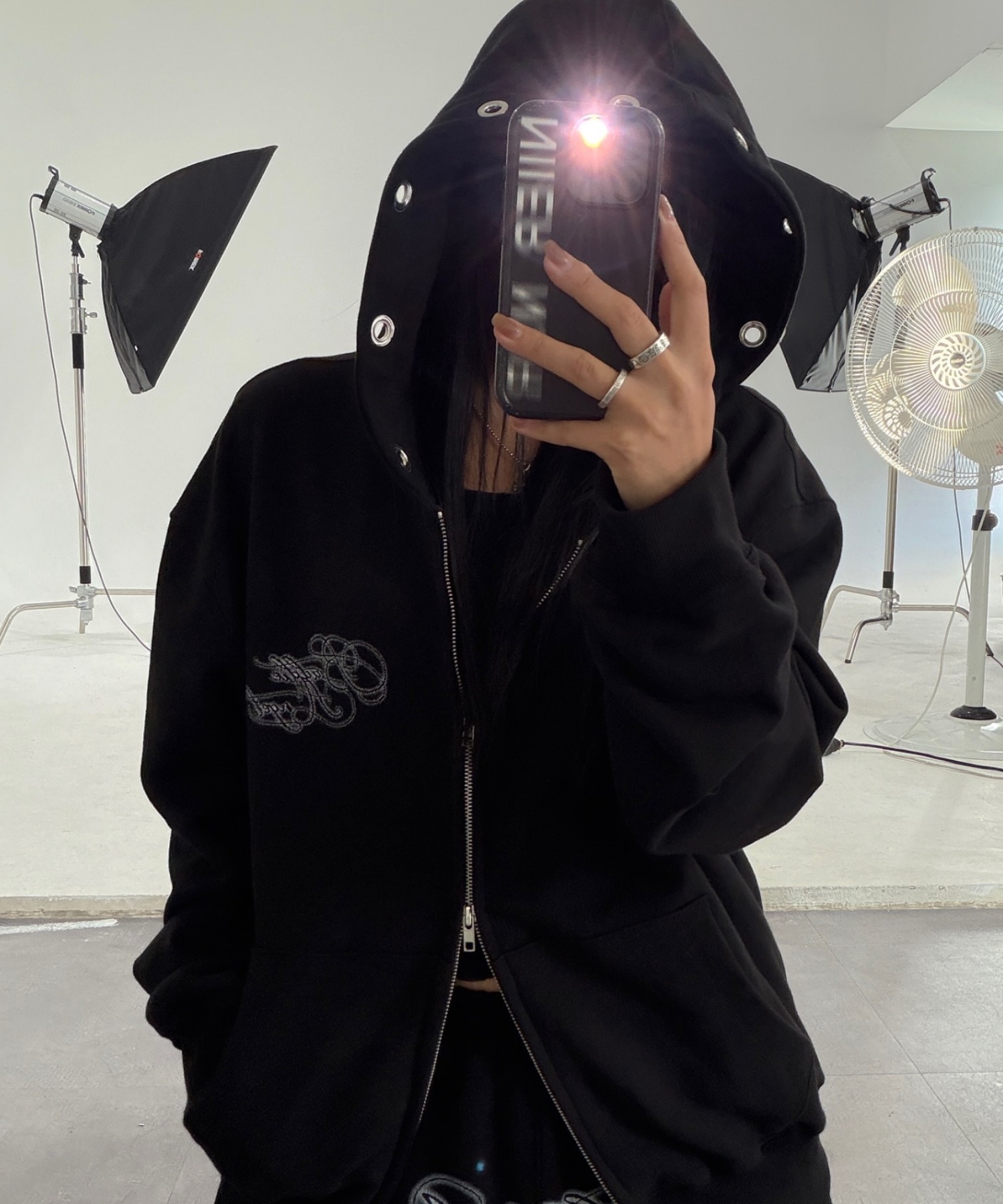A'GEM/9 × .kom 『NIIER NOR/ニアノア』 BA-CROSS EYELET HOOD ZIP-UP