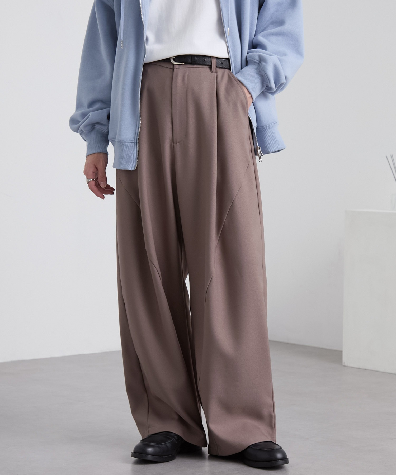 ウールライク カーブセミワイドタックスラックス MONO-MART│MONO-MART