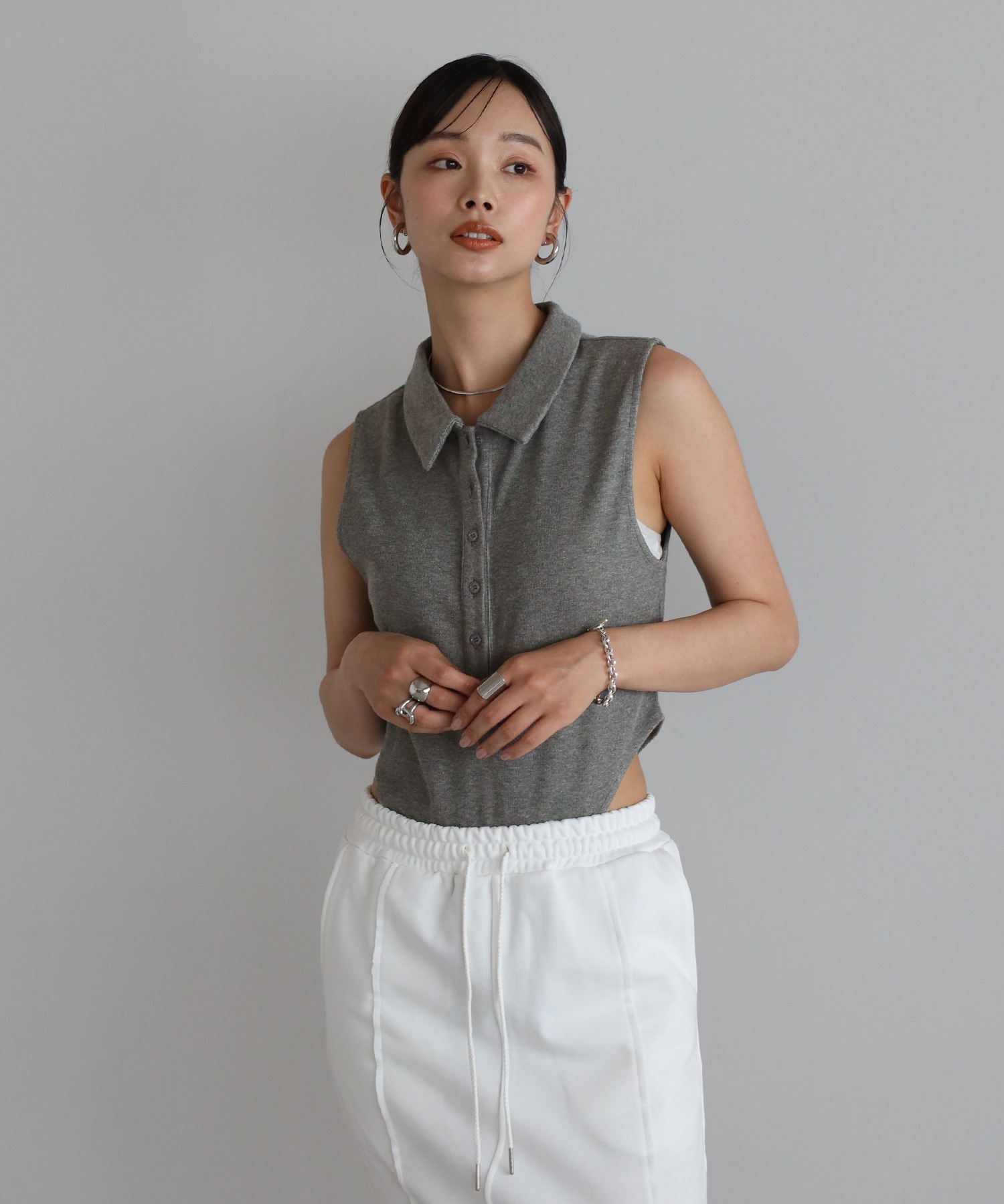 model：H165 着用サイズ：FREE