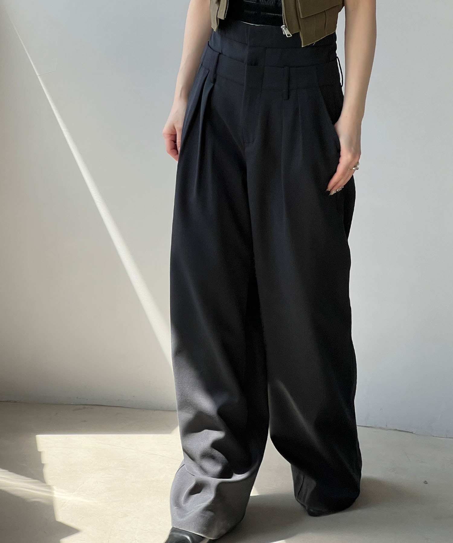 YOUYILIN】ダブルウエスト 2タックスラックス CHYOUW25s022