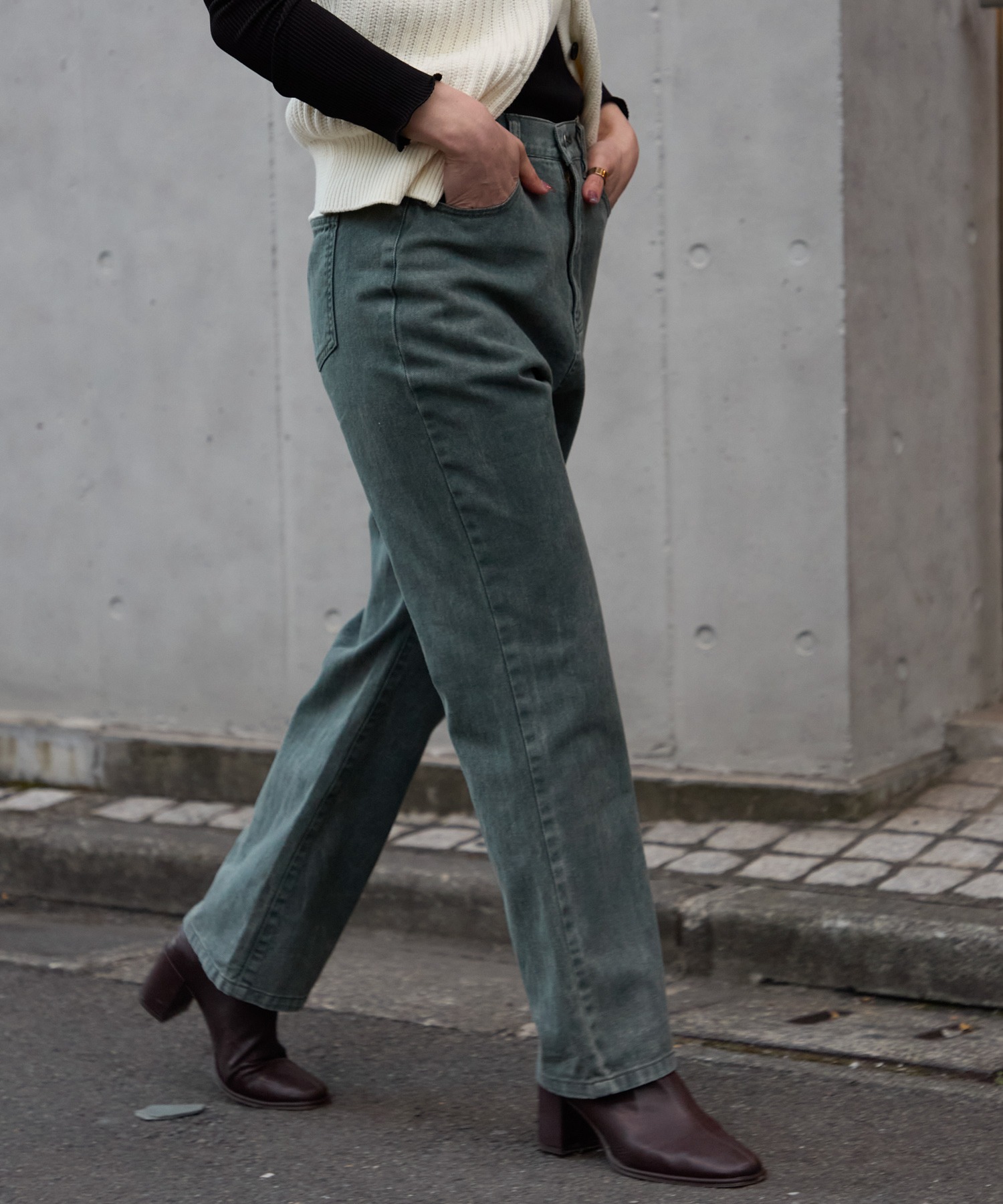 model：164cm / size：F
