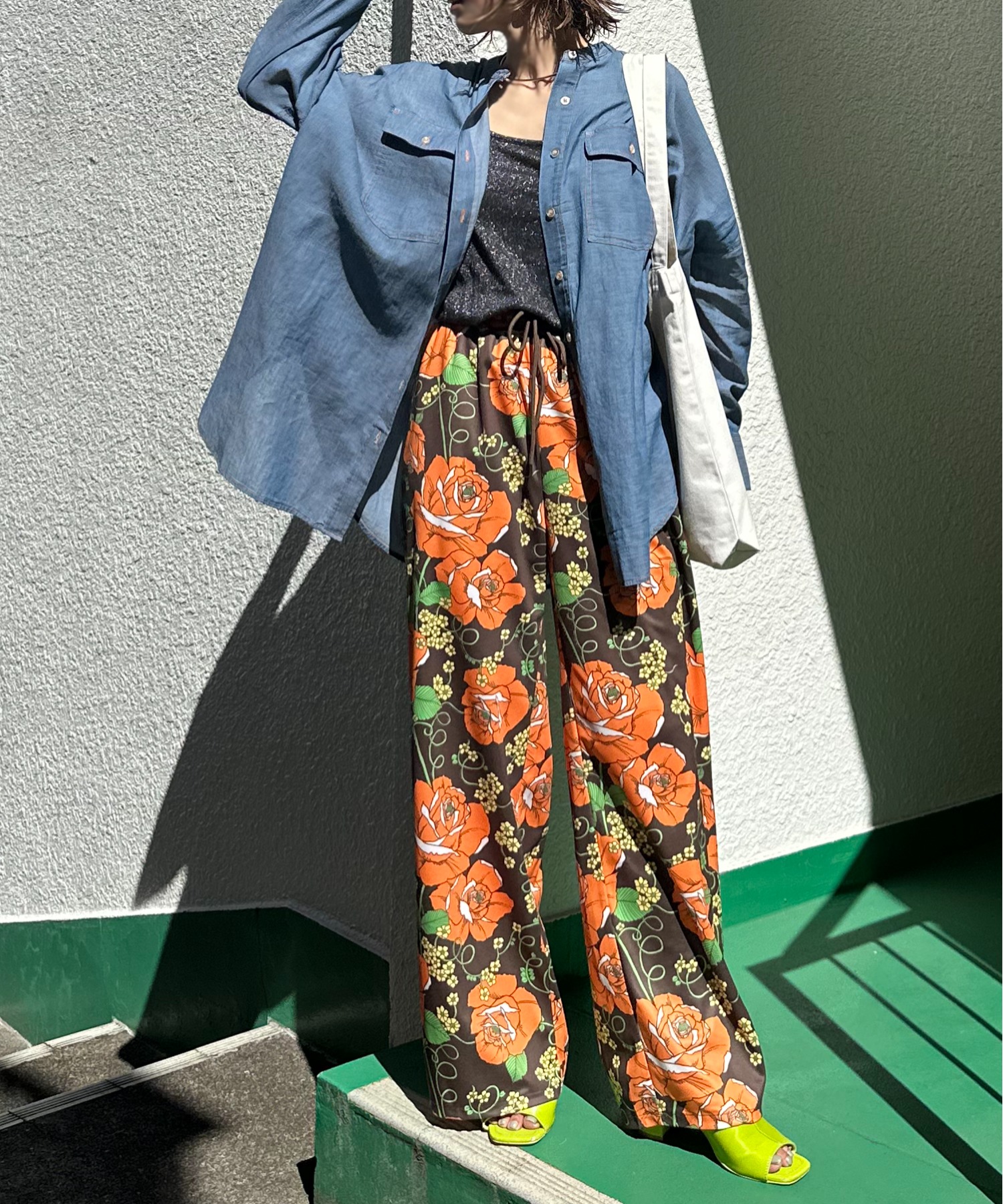 ブラウン