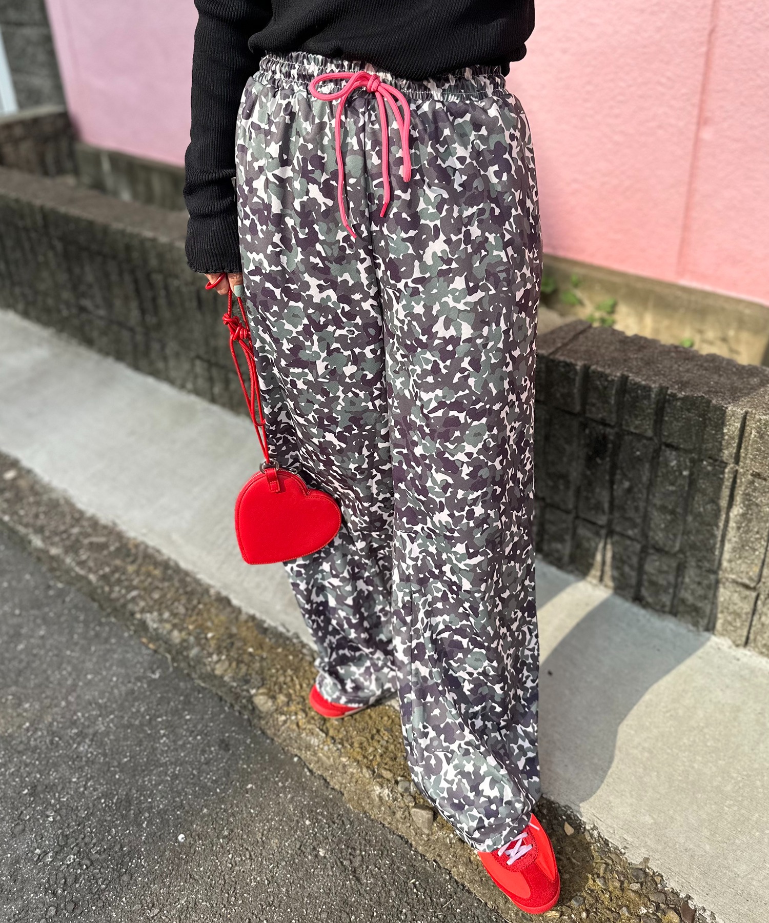 カーキ
model:154cm 着用サイズ:FREE