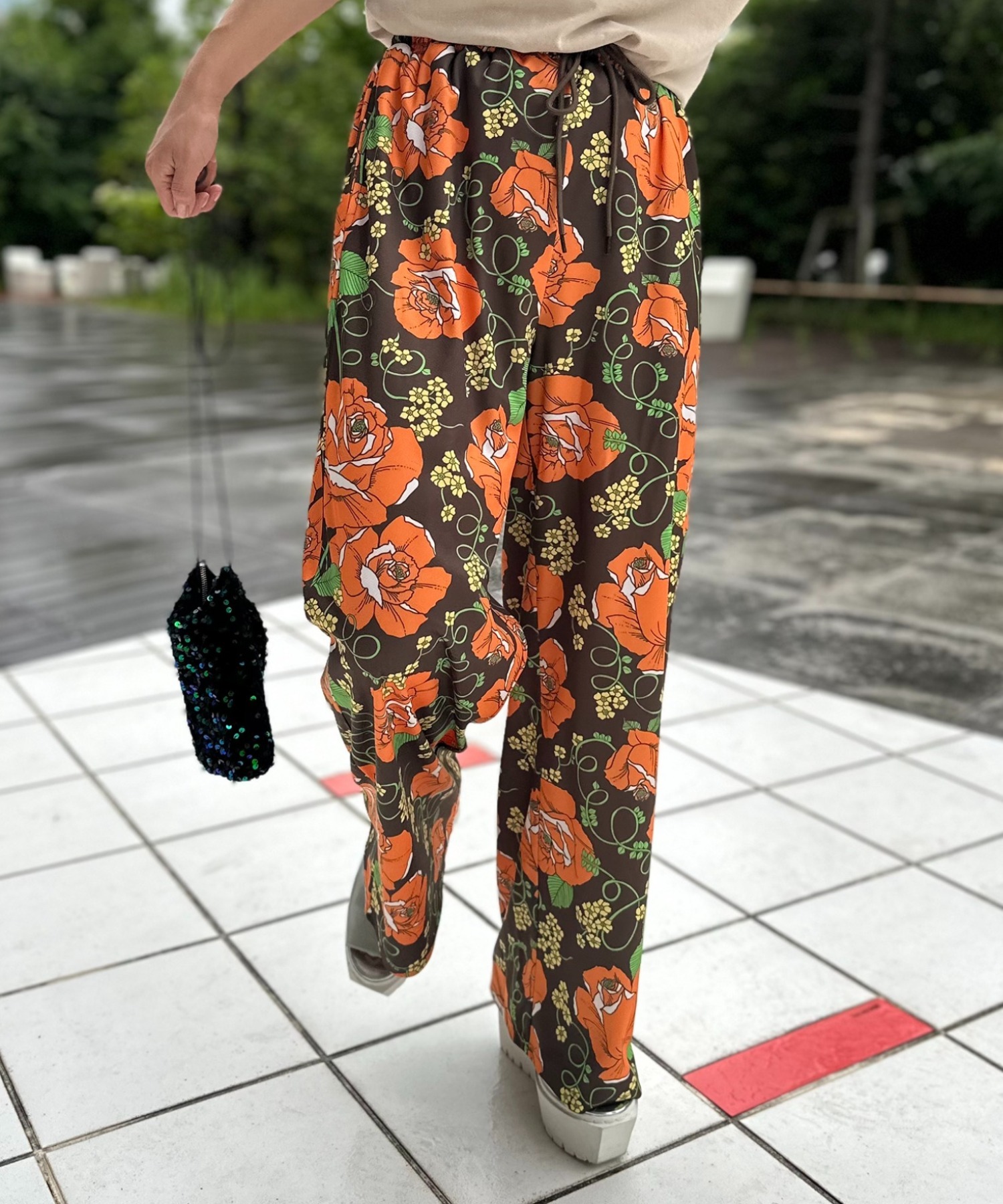 ブラウン
model:154cm 着用サイズ:FREE