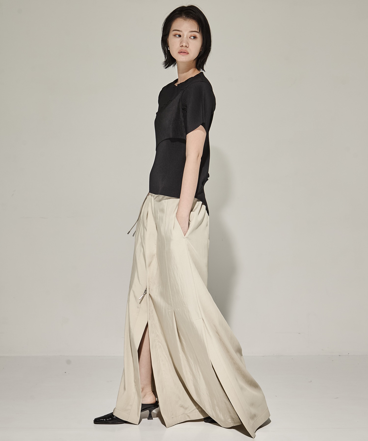 kotohayokozawa/コトハヨコザワ】SPIRAL WAVE SHORT SLEEVE TOP