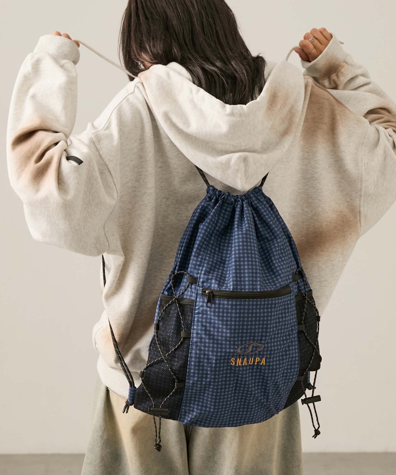 Snap club】ロゴ刺繍 ナイロン ダブルドローコード ナップサック Snap