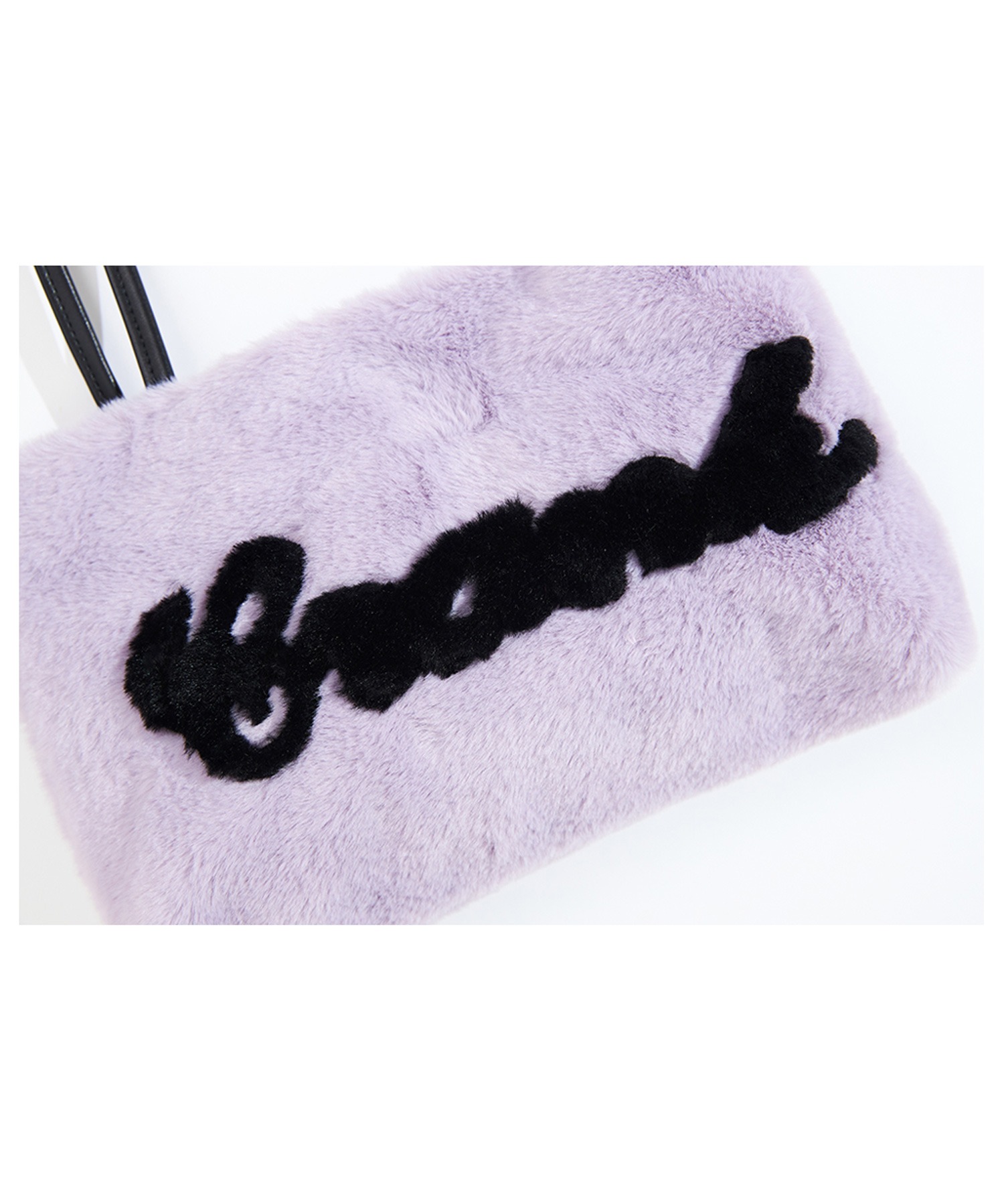 ★CRANK★PADDED FUR SHOULDER BAG_BEIGE★正規品/韓国直送料込 ☆CRANK☆PADDED FUR SHOULDER BAG_BEIGE☆正規品/韓国直送料込