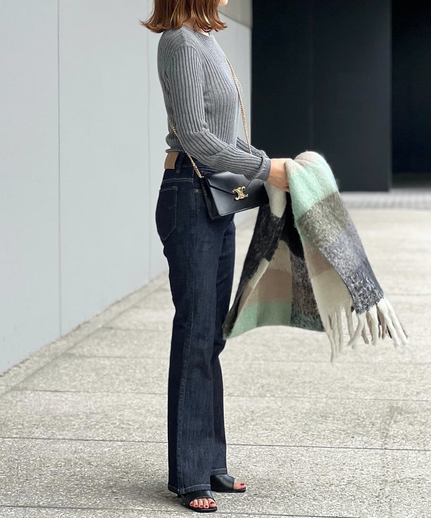 シアーリブクルーネックニットプルオーバー Emma Taylor│STYLEDOOR