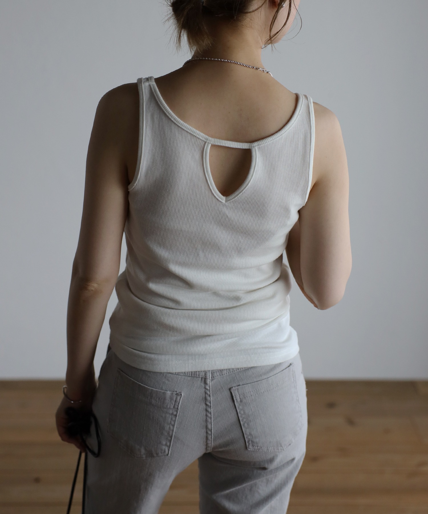 model：H158 着用サイズ：FREE