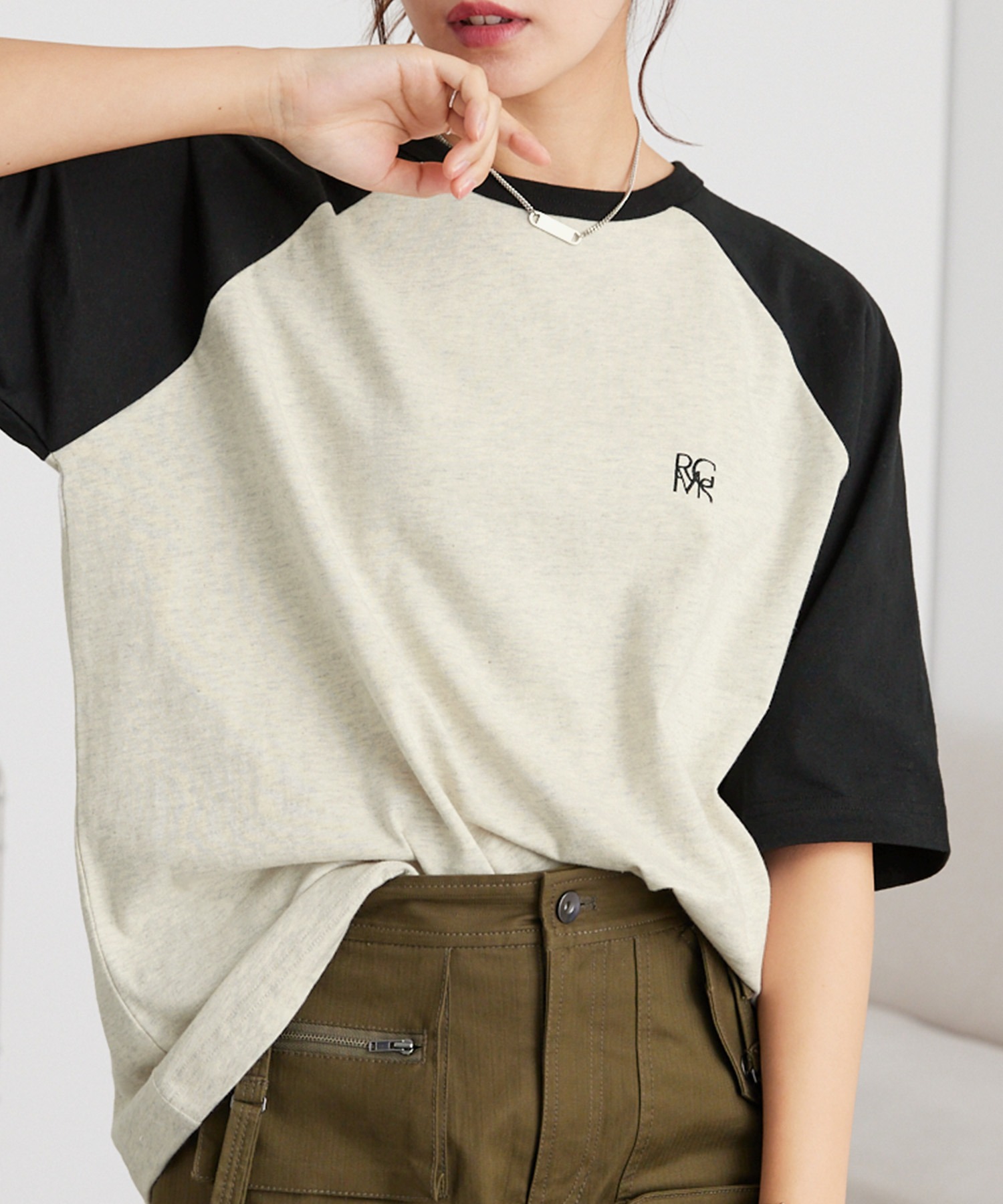 ワンポイントロゴ刺繍 ラグランスリーブ半袖Tシャツ MONO-MART