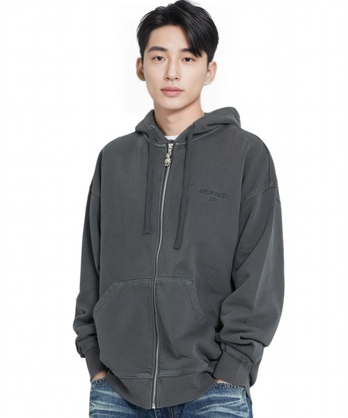 トップス OY EMBROIDERED SKETCH DOLLY HOODIE ZIPUP OY/オーワイ』 EMBROIDERED SKETCH DOLLY HOODIE ZIP UP/ エンブ