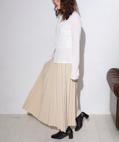 model：163cm / size：F