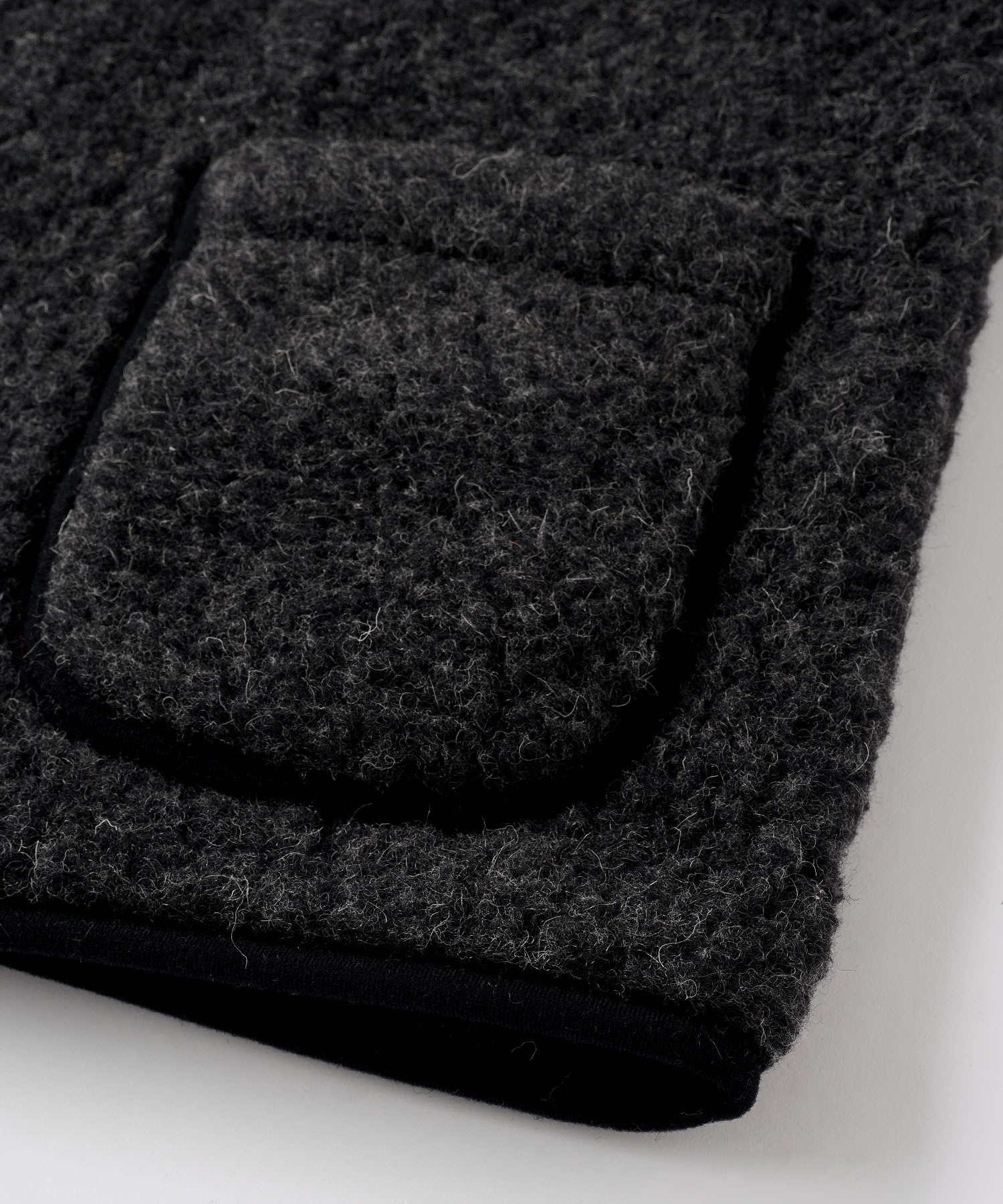 試着のみ・ムフロンムフロン Mouflon Mouflonボアベスト/毛100％ 試着