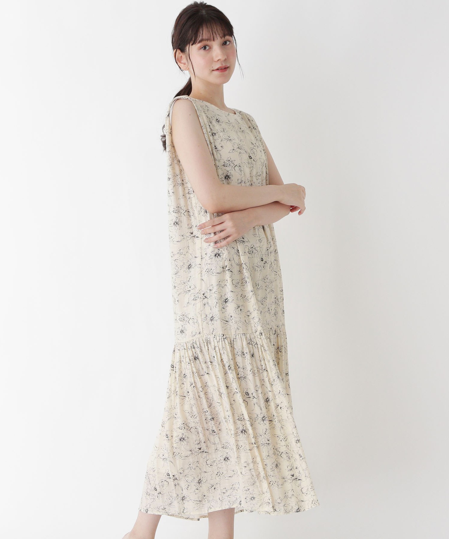 Its Demoフラワー裾ギャザーマキシワンピース Its Demoフラワー裾ギャザーマキシワンピース