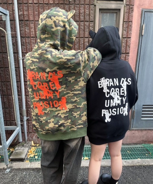 OY/オーワイ』 PLAYFUL ODOLLY EAR HOODIE ZIP UP/プレイフル