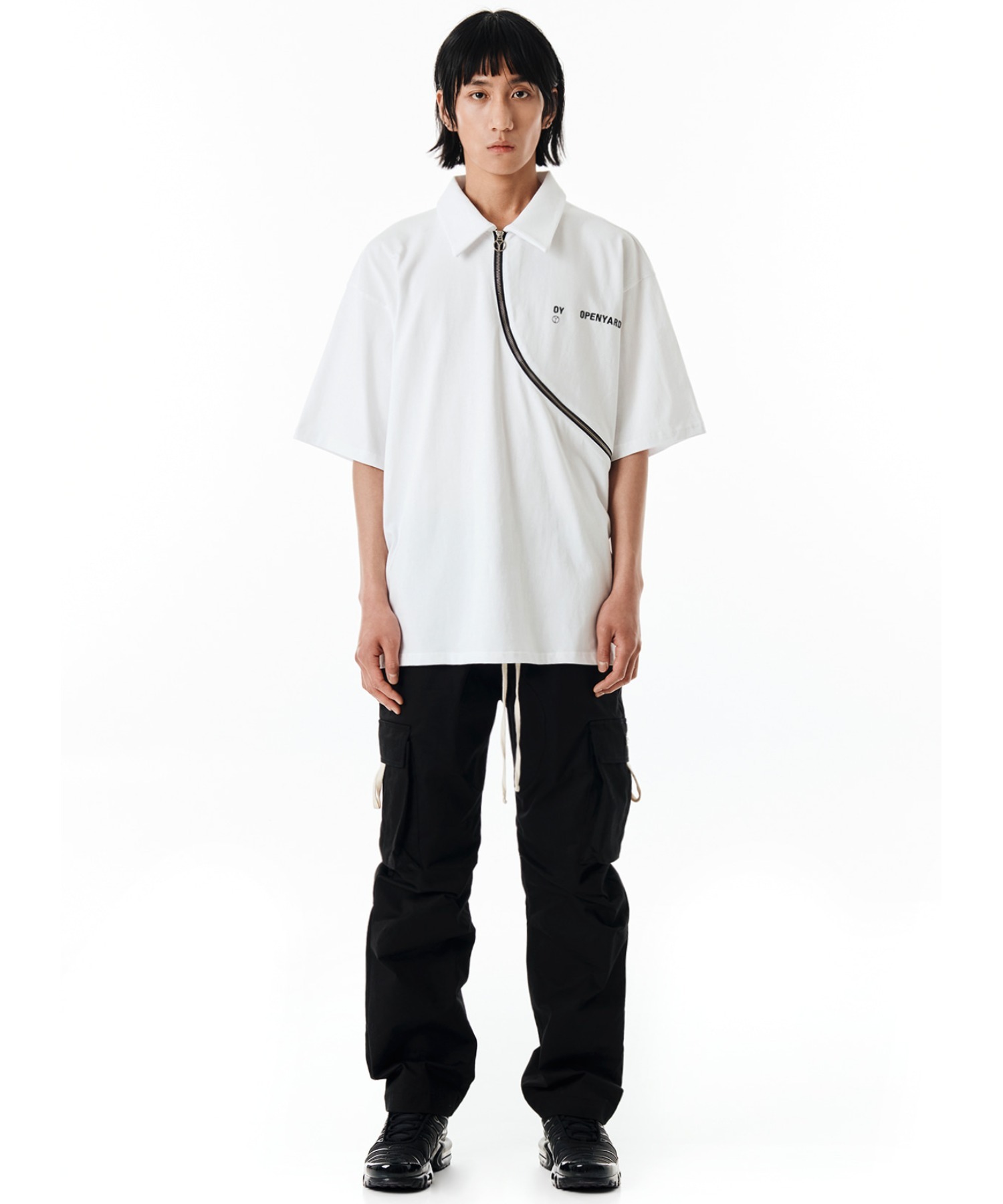 OY/オーワイ』 SIDE CURVED LINE ZIPPER COLLAR T/カーブZIPカラー T