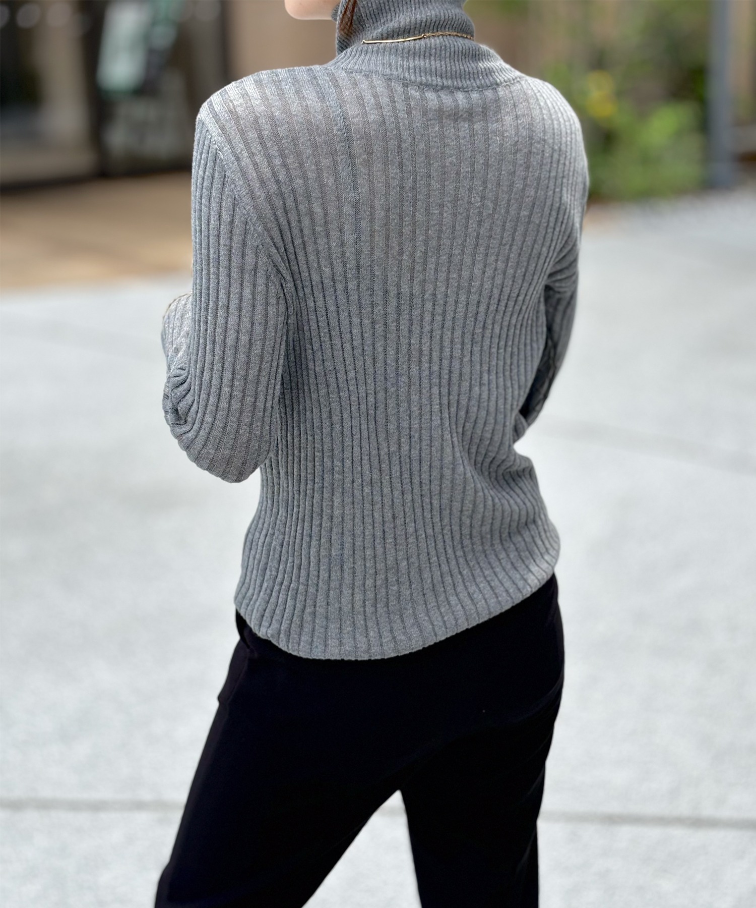 シアーリブタートルニットプルオーバー Emma Taylor│STYLEDOOR