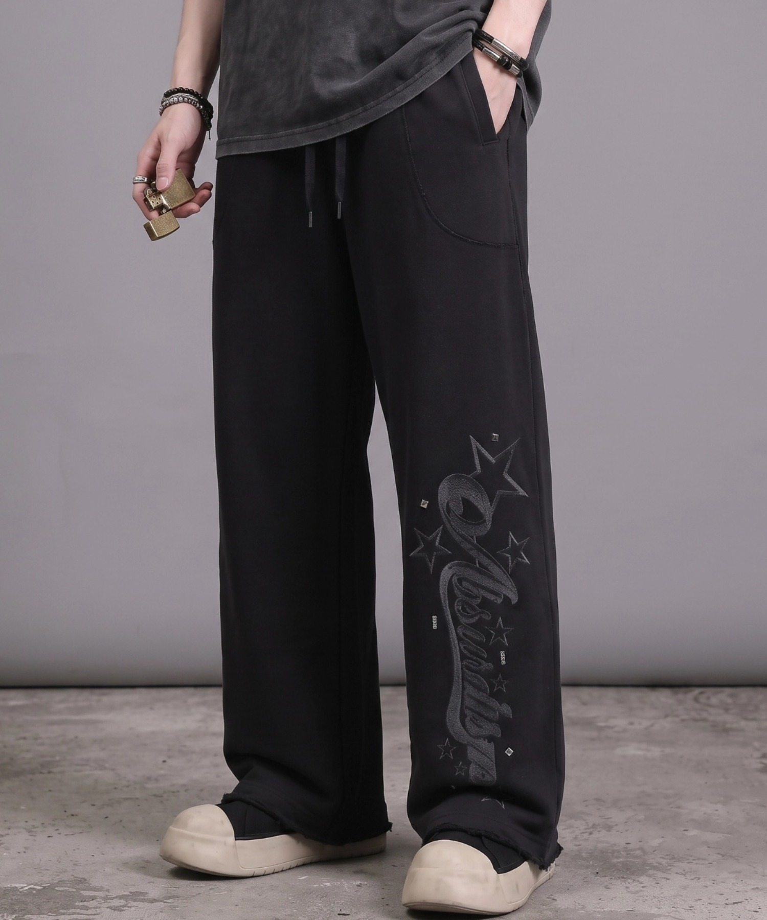 スターチームスウェットパンツ A'GEM/9 × .kom 『A'gem/エージェム』STAR LOGO WIDE SWEAT PANTS