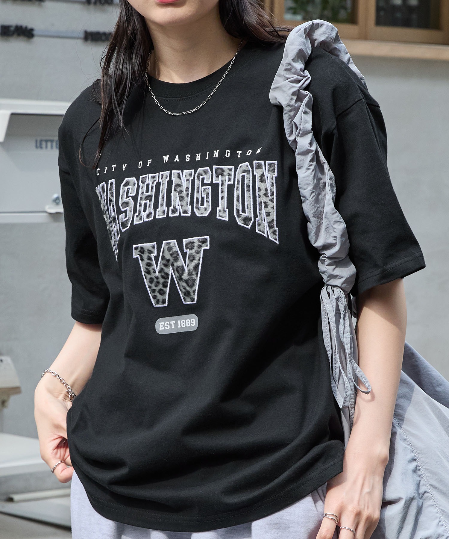 須郷様(カレッジ) セール】カレッジレオパードパッチロゴ刺繍半袖Tシャツ（Tシャツ