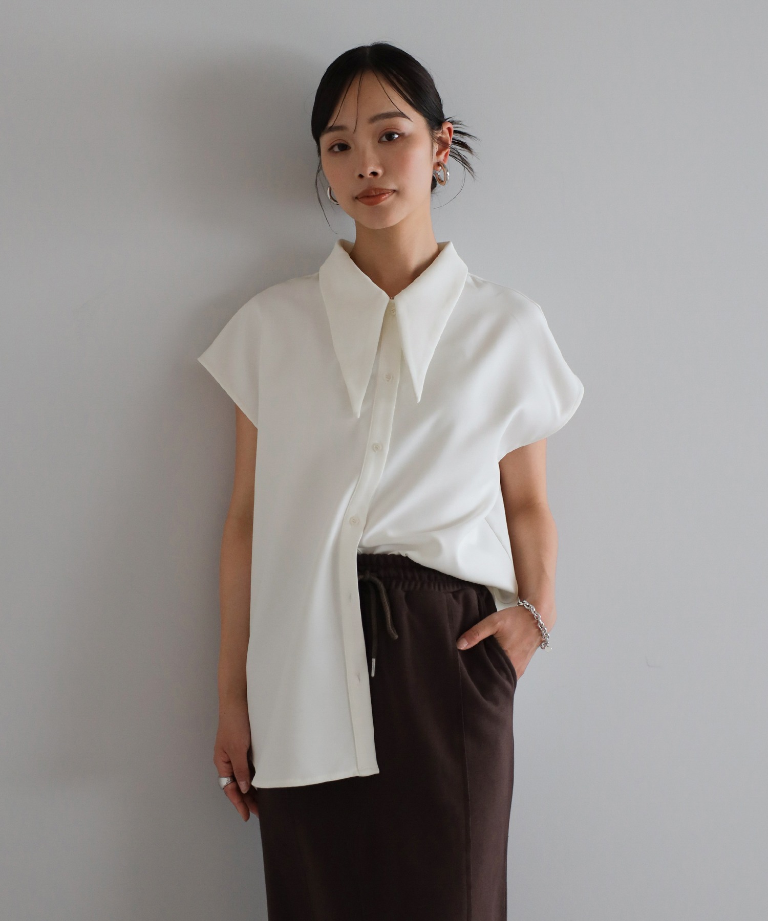 model：H165 着用サイズ：FREE