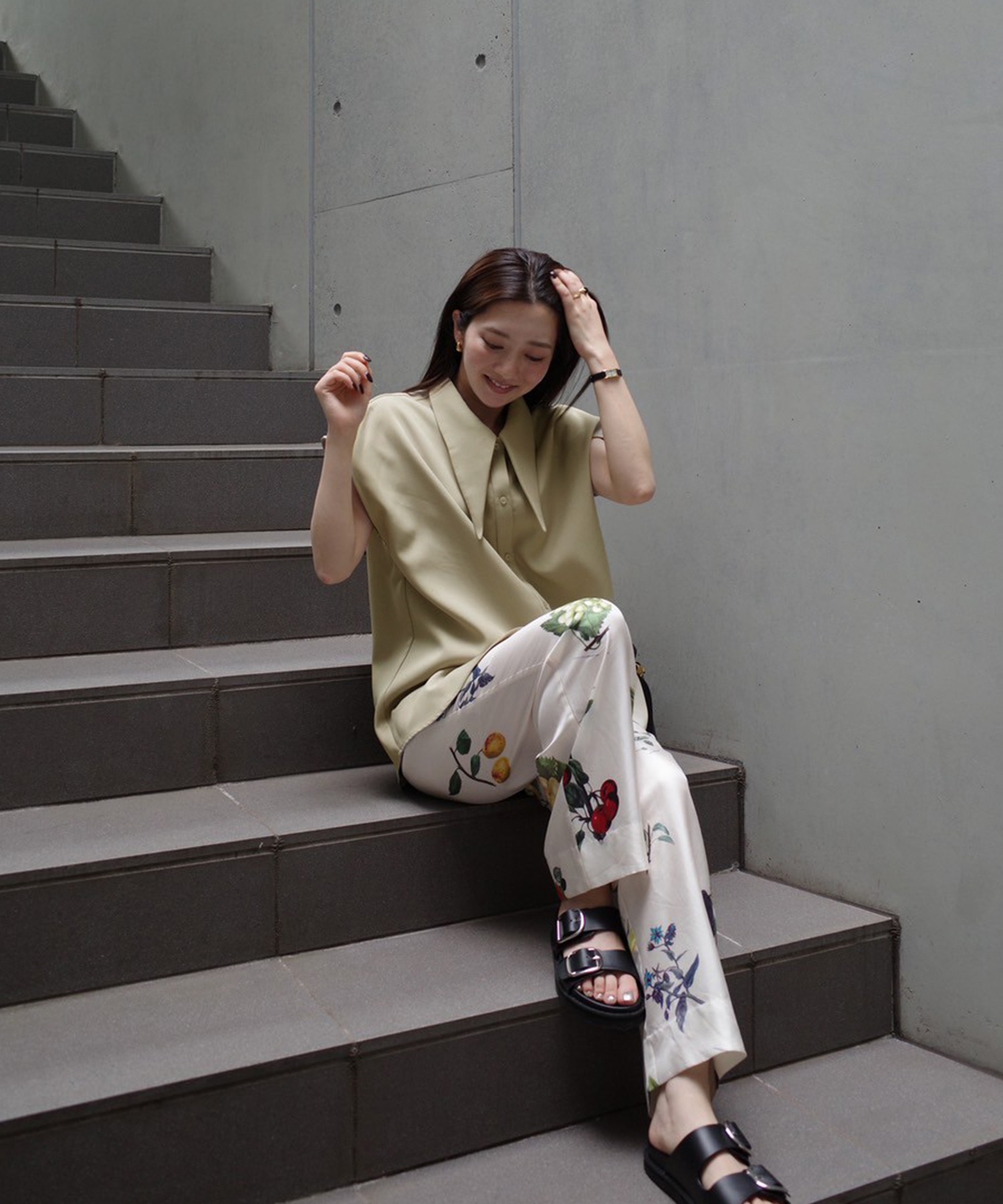 model：H160 着用サイズ：FREE
