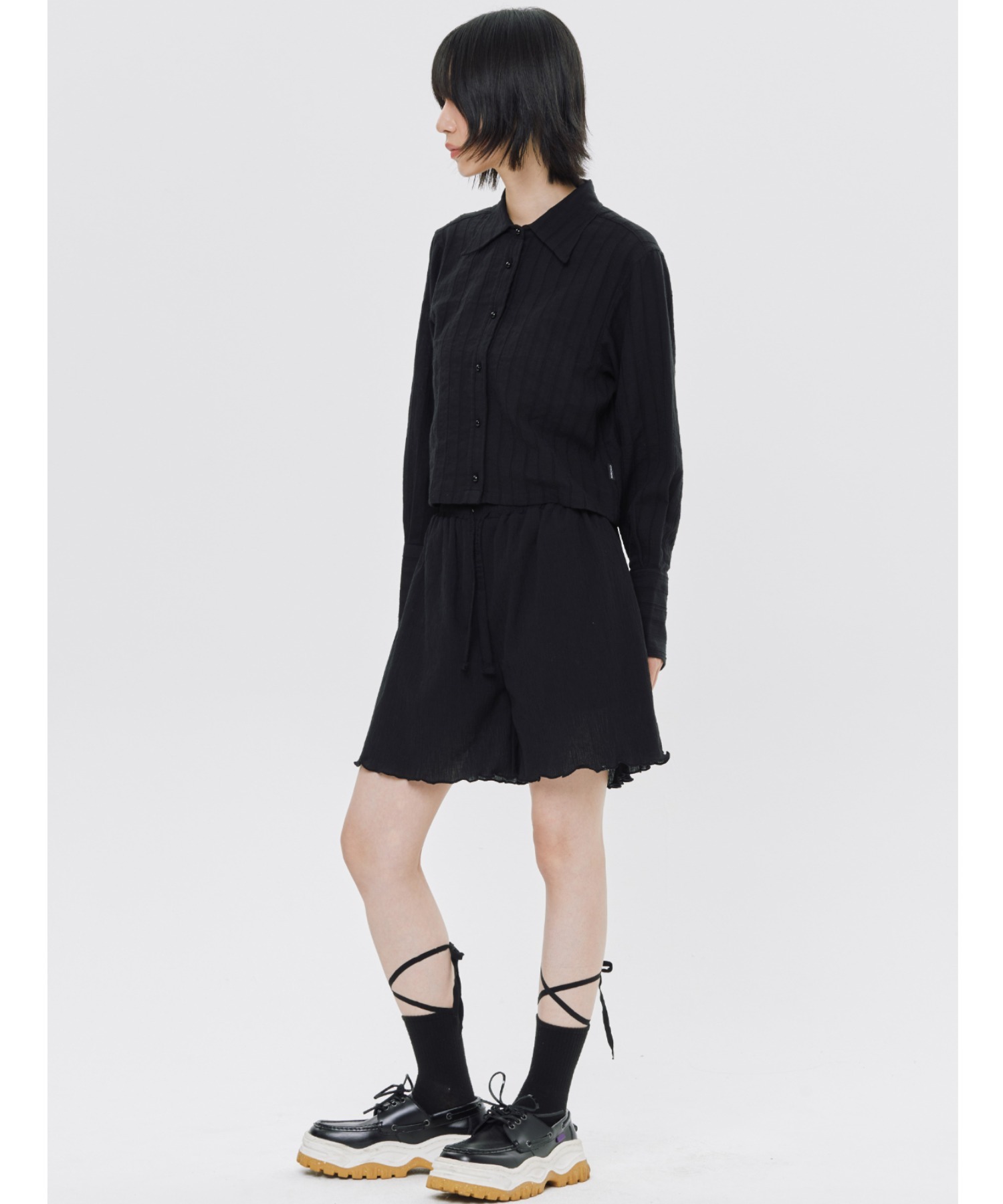 【minus1】L ロマンティック クラウン cuffs シャツ ROMANTIC CROWN☆韓国大人気BTS着用モデル! Striped Cuffs Shirt