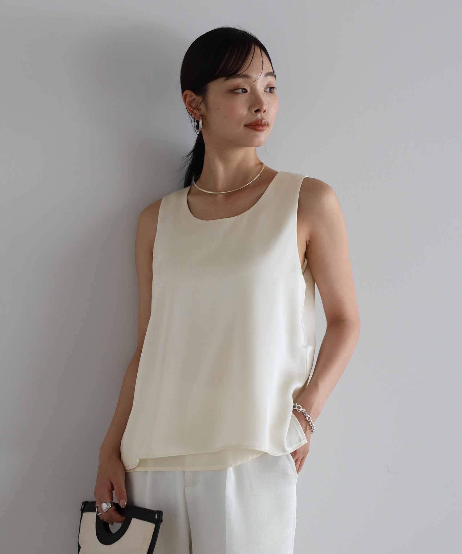 model：H165 着用サイズ：FREE