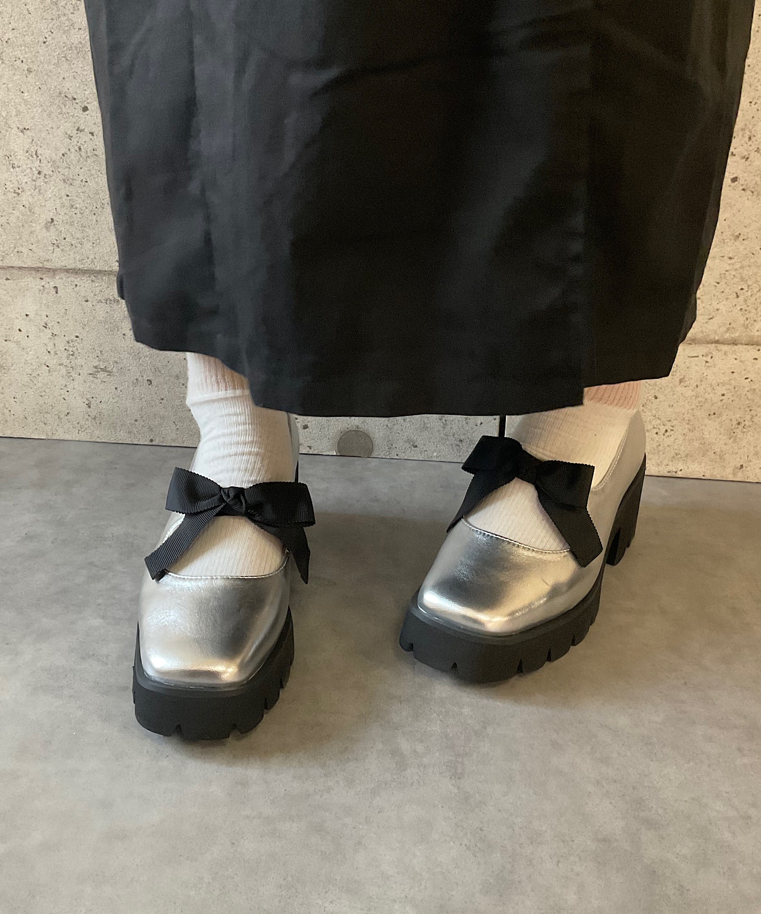 【美品】Ibiza JEFFRFY CAMBELL リボン　黒　フラットシューズ リボンパンプス ALL BLACK│Jeffrey Campbell OFFICIAL ONLINE