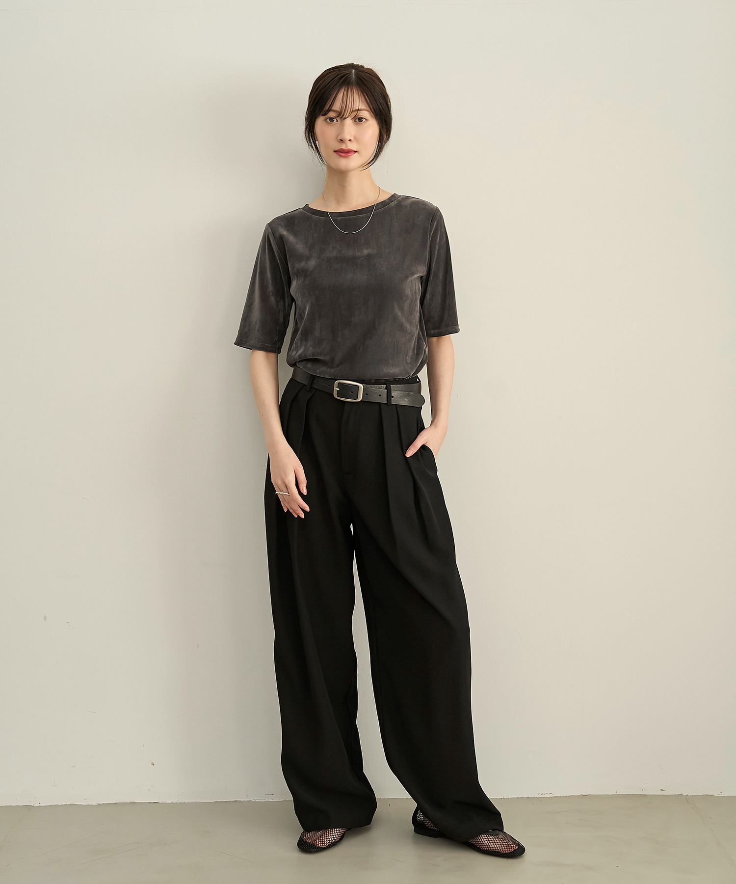 model：H166  着用サイズ：F