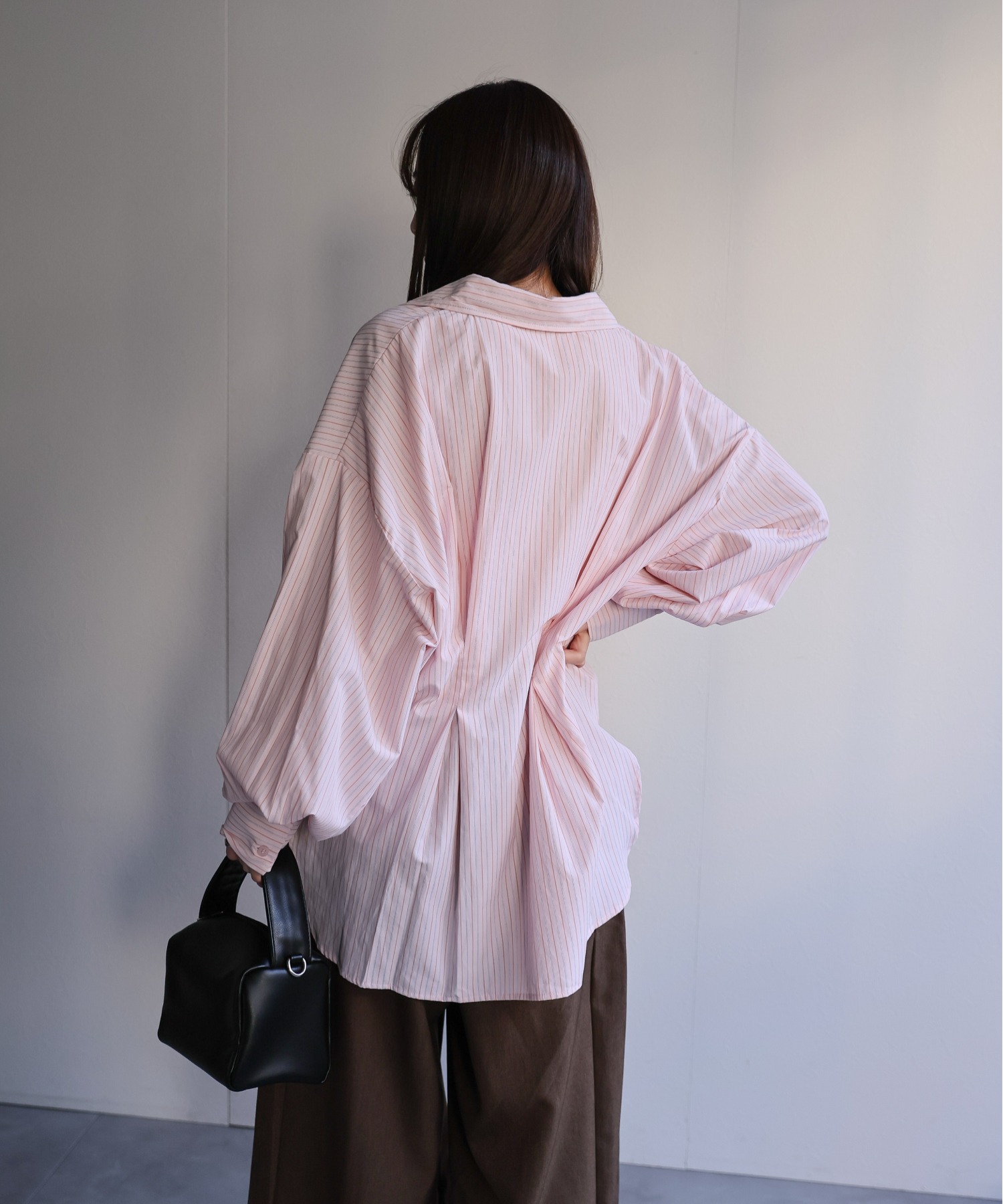 model：162cm 着用サイズ：F