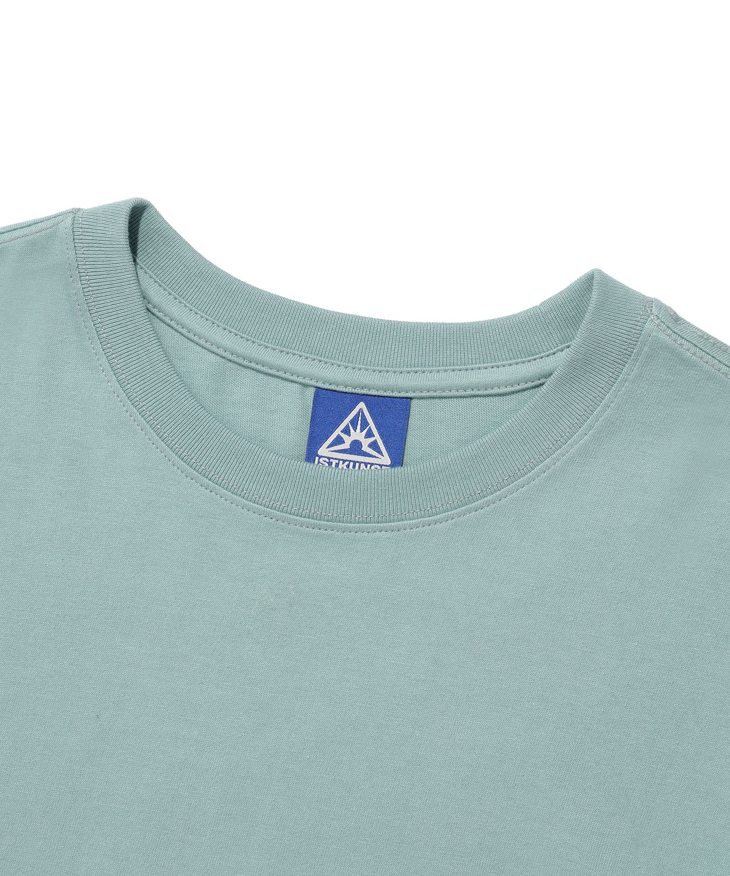 A'GEM/9 × .kom 『ISTKUNST/イストクンスト』 IK TAG LOGO LS TEE/IK