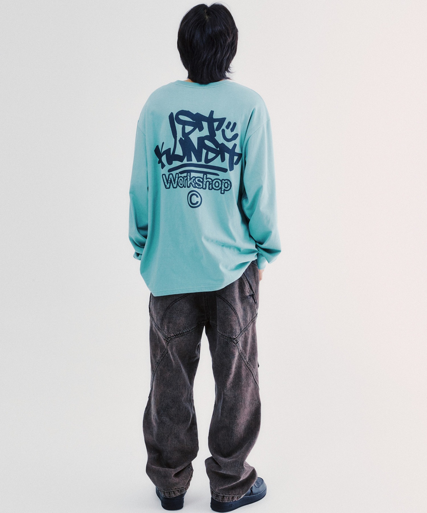 A'GEM/9 × .kom 『ISTKUNST/イストクンスト』 IK TAG LOGO LS TEE/IK