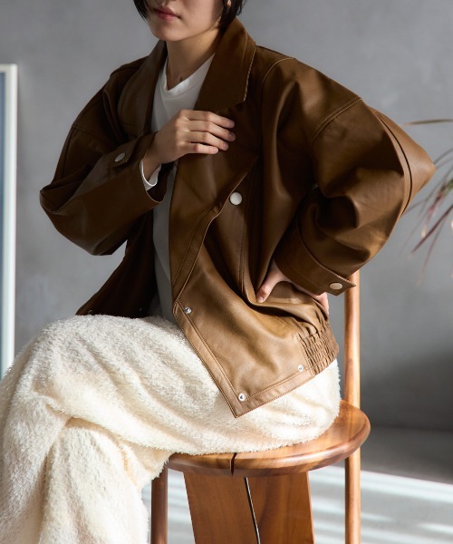 model：160cm / size：F