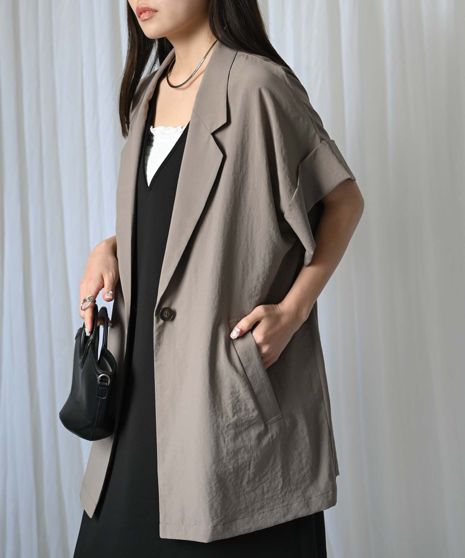 model：H157 着用サイズ：M
