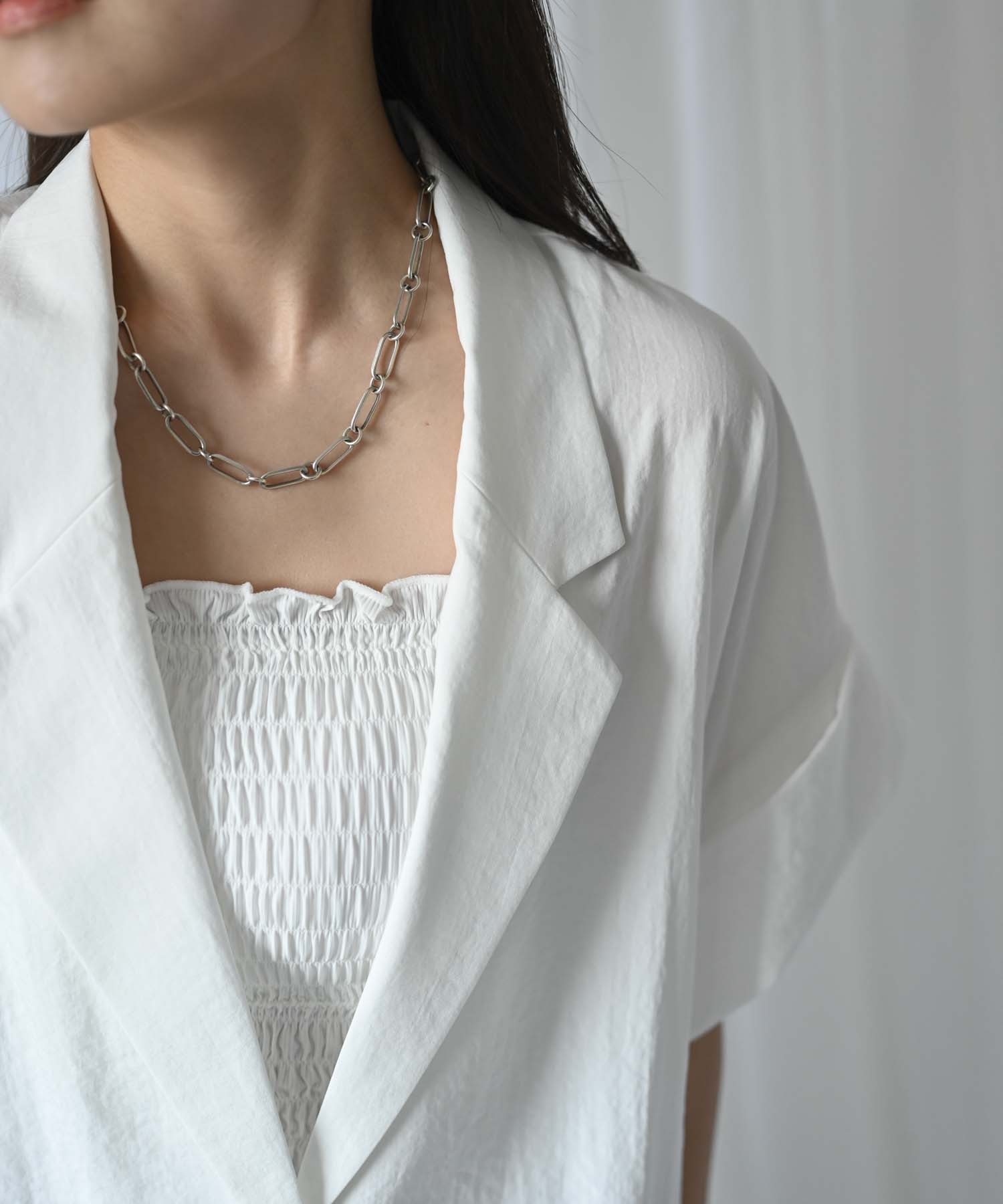 model：H157 着用サイズ：M