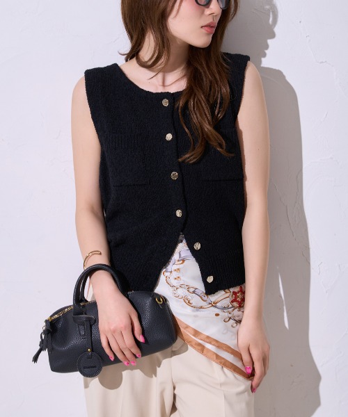 model：163cm / size：F