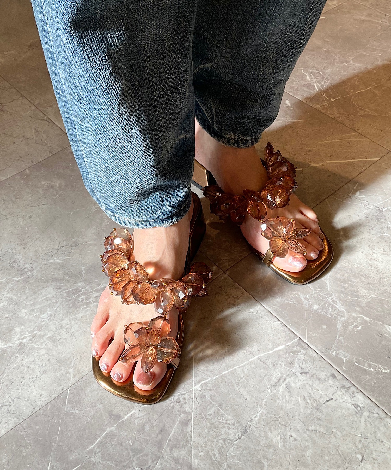 フラワーモチーフサンダル Jeffrey Campbell│Jeffrey Campbell