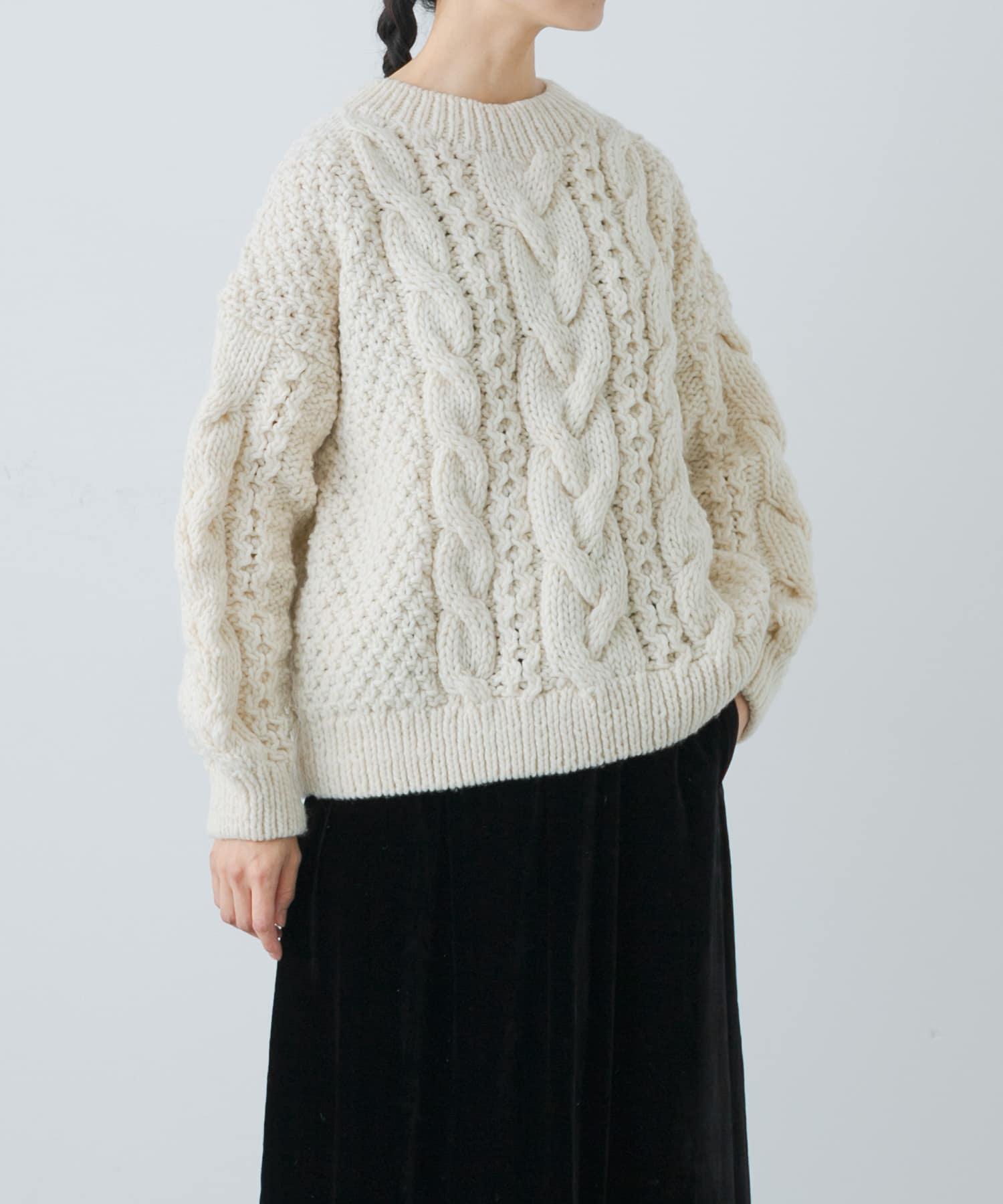 ペルーアランクルーネックニット