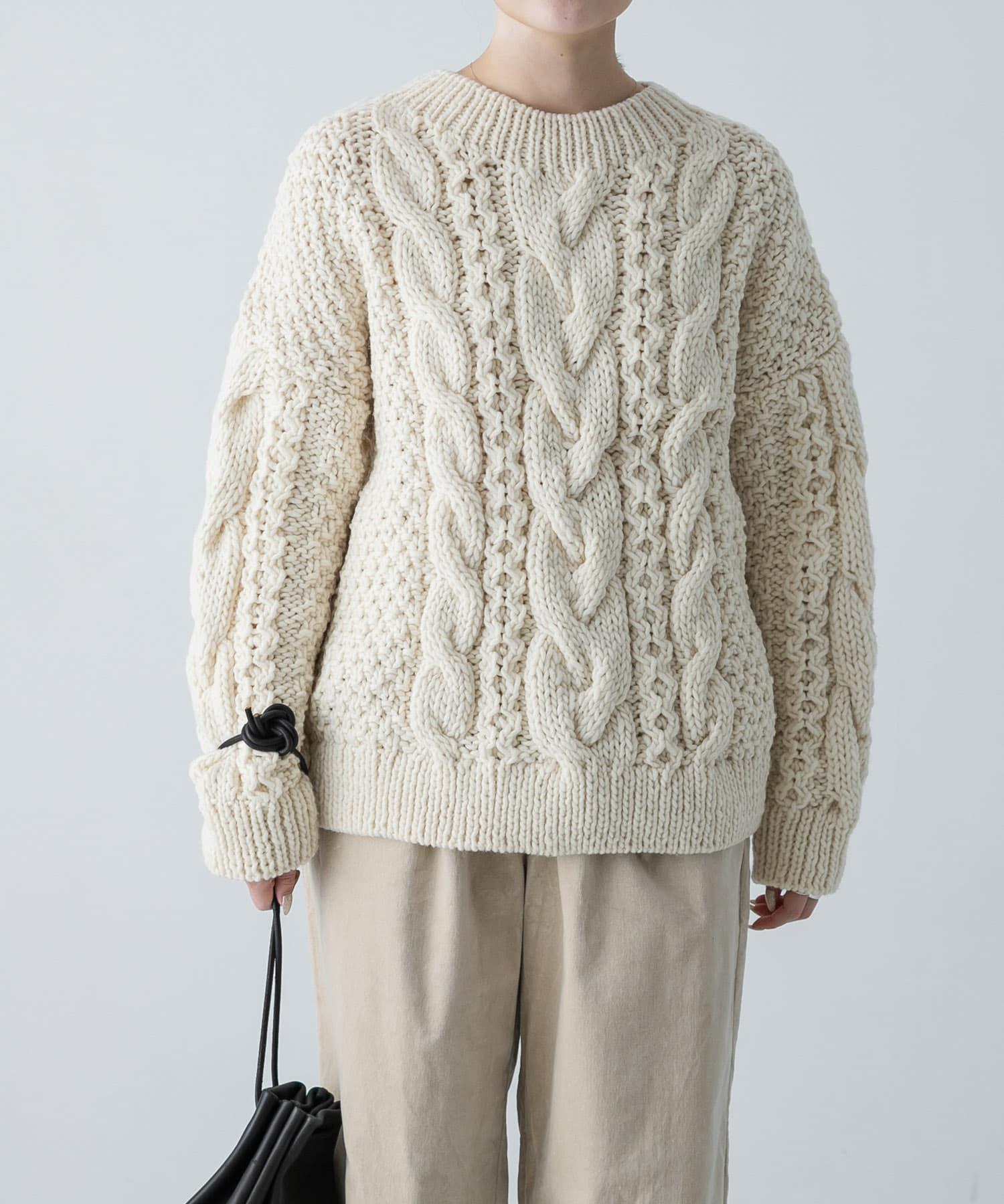 ペルーアランクルーネックニット