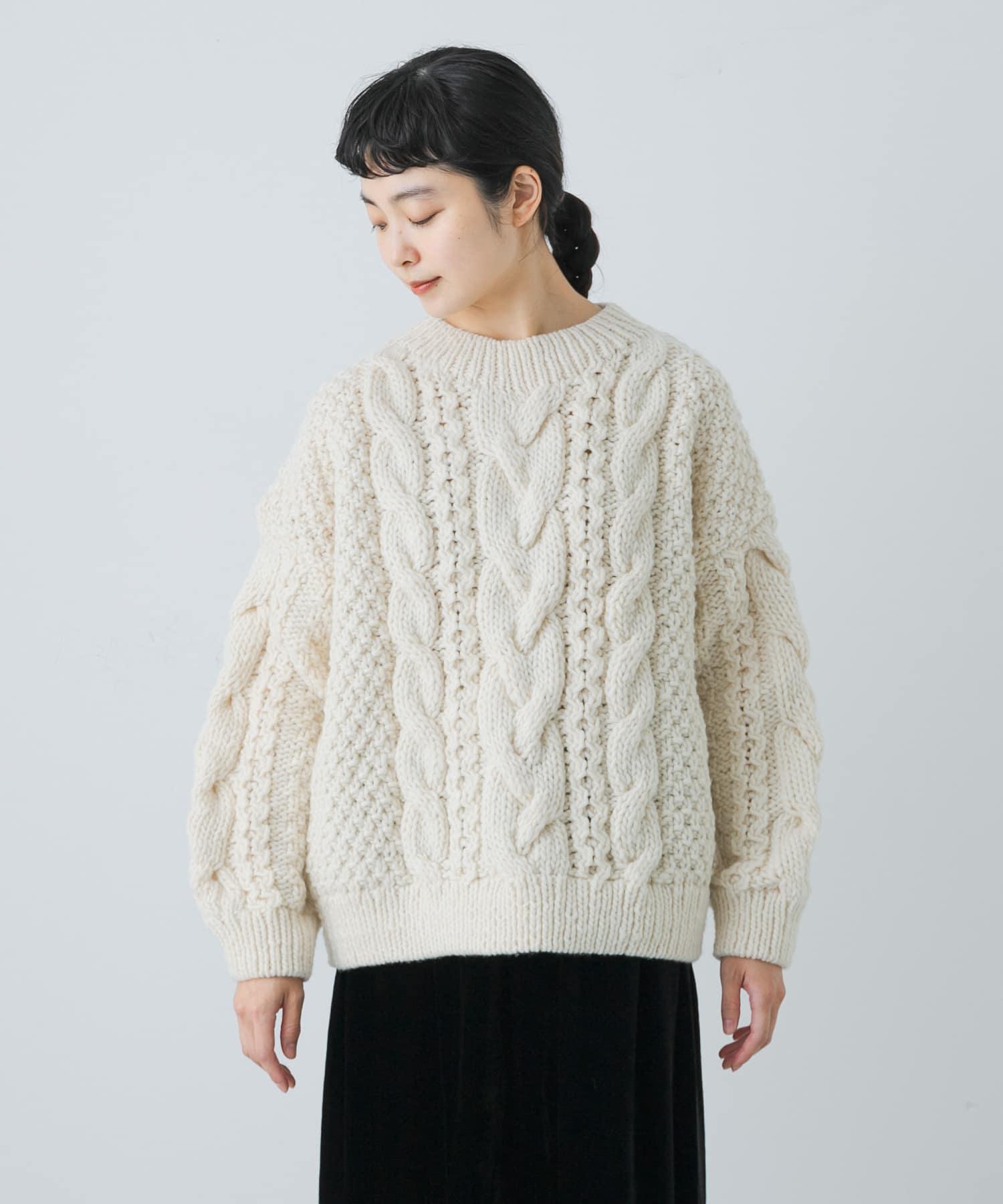 ペルーアランクルーネックニット